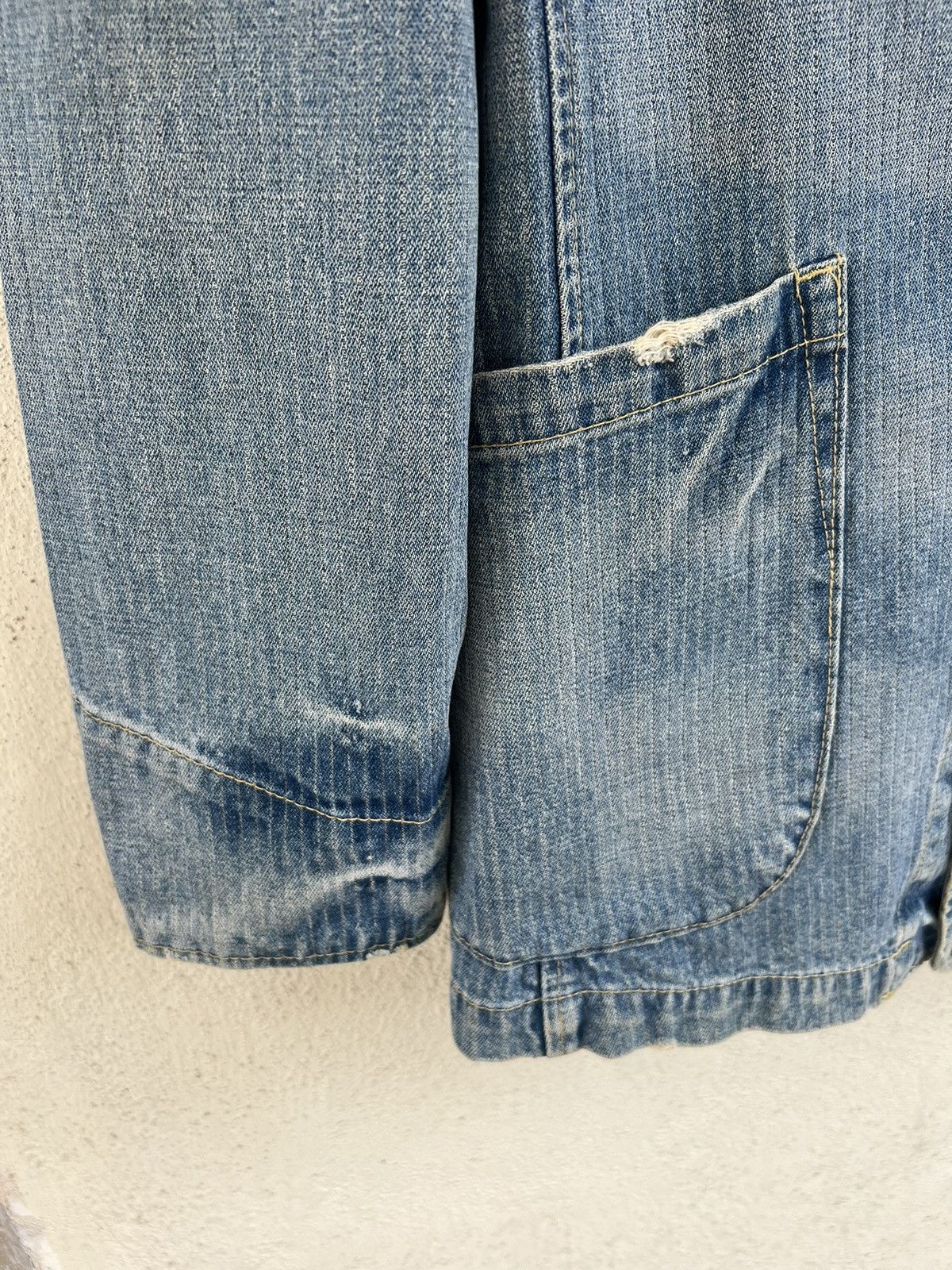 Levi's Vintage 2004 Levi’s Redloop Fade Blue HBT Denim Chore Jacket Size US M / EU 48-50 / 2 - 8 Thumbnail