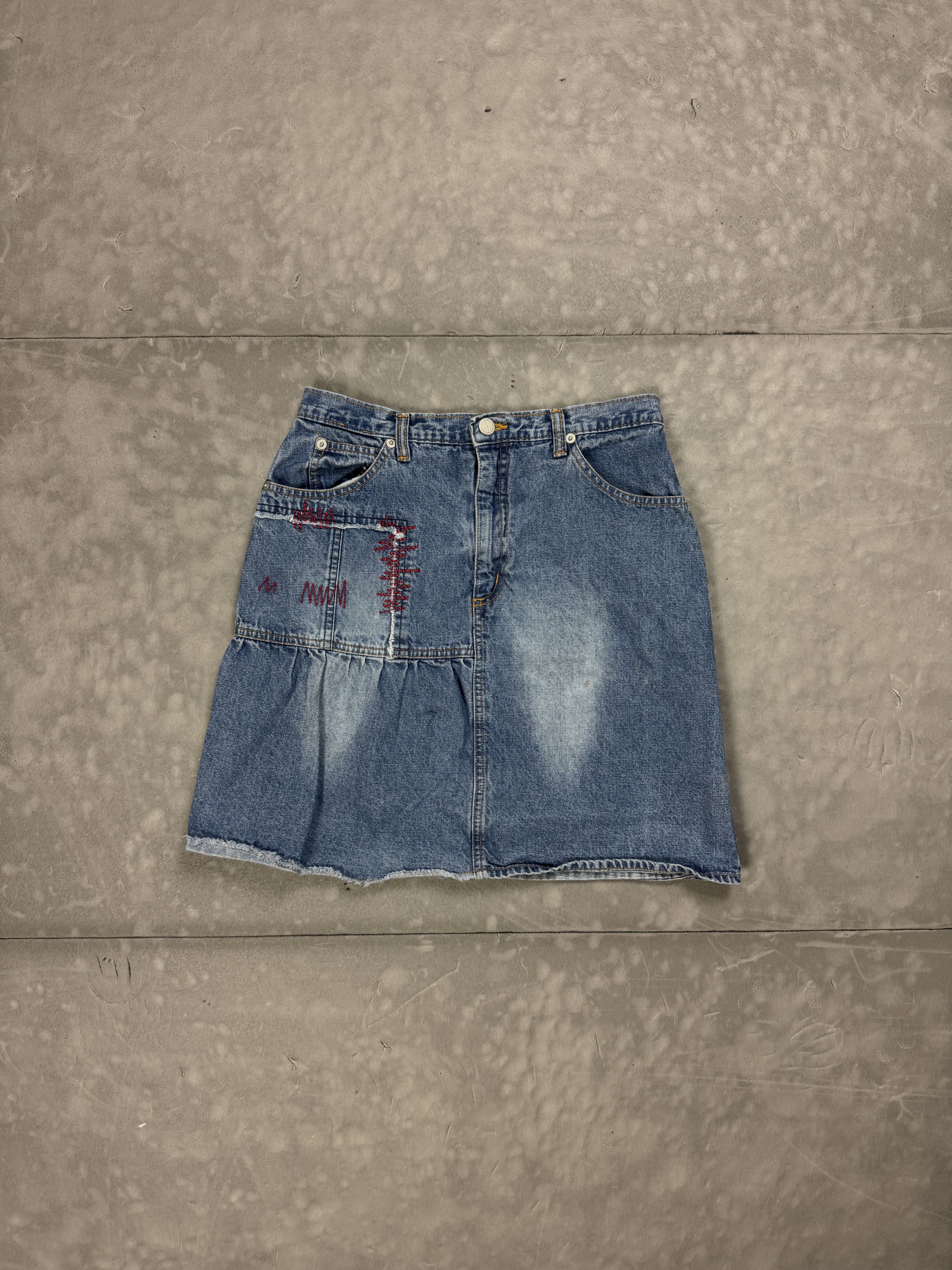 Vintage Vintage distressed washed faded mini skirt y2k retro Size 26" / US 2 / IT 38 - 1 Thumbnail