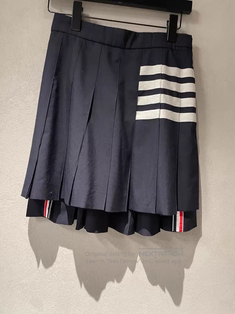 Thom Browne Thom Browne Navy Classic Pleated Skirt with Lining Made of Size 24" / US 00 / IT 34 - 1 Thumbnail
