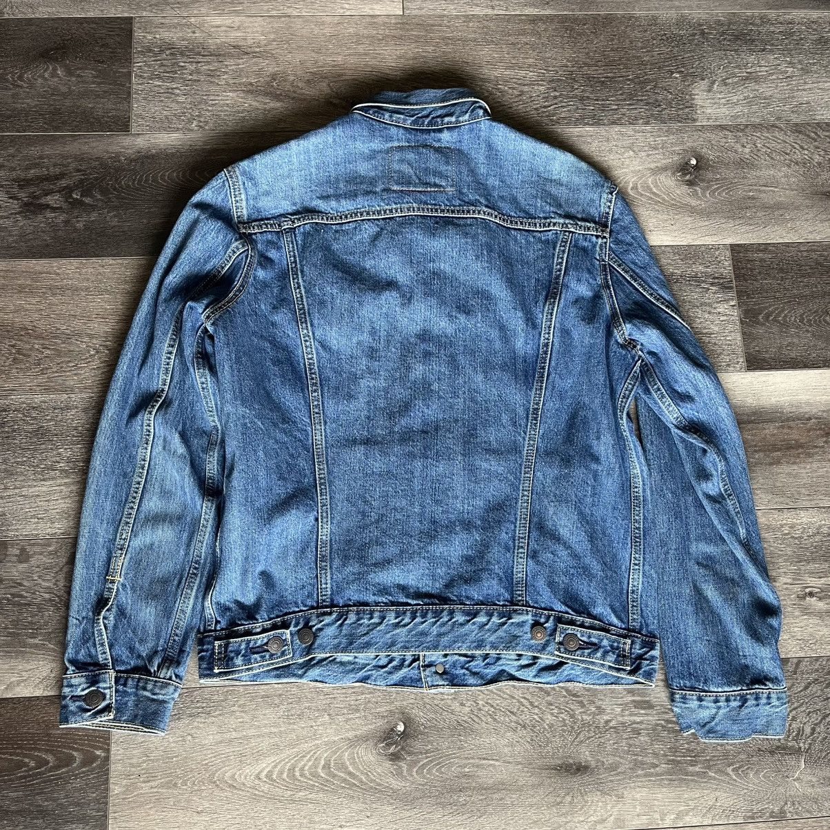 Levi’s Premium Big E Trucker Denim Jean Jacket Blue Vintage