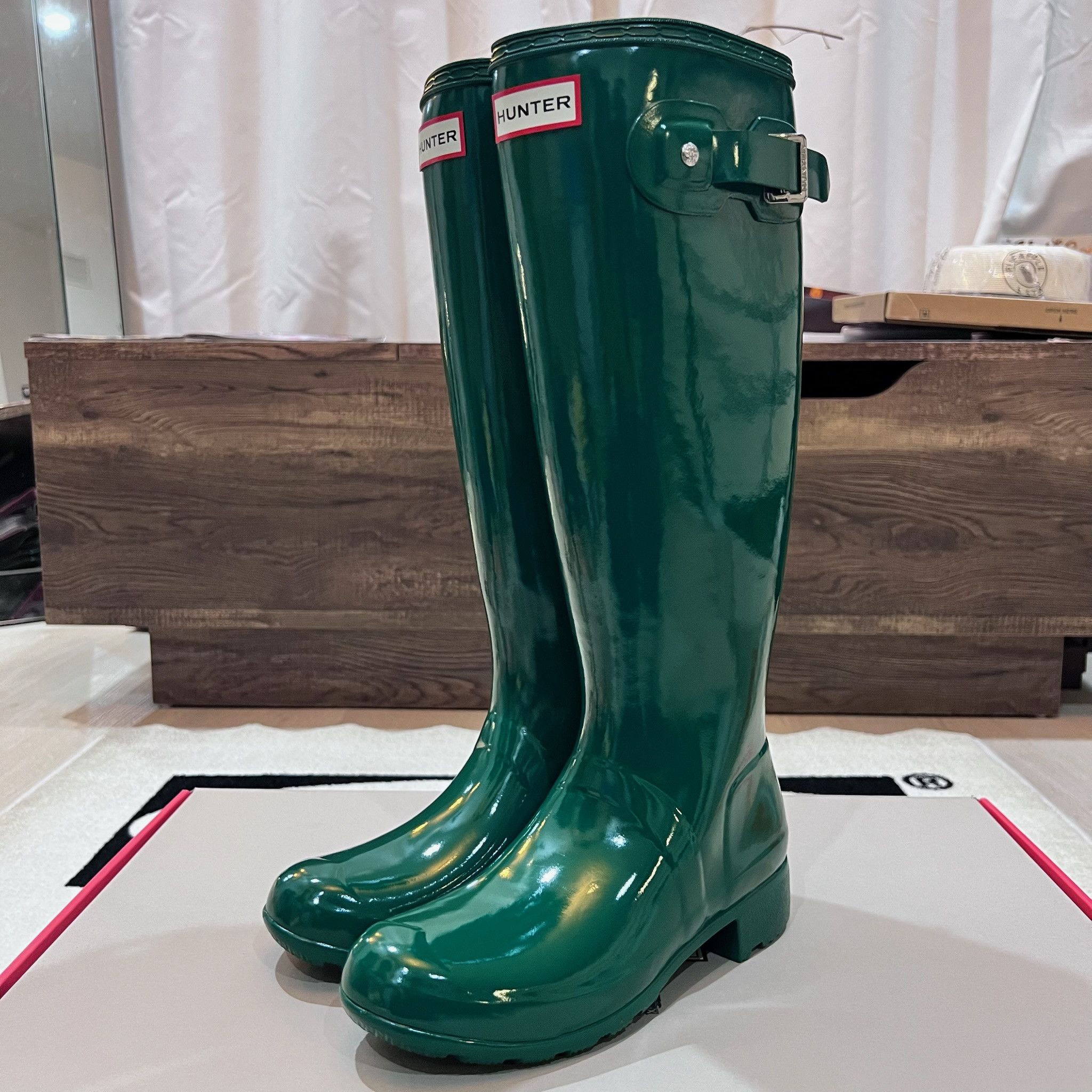 Hunter Hunter Original Tour Tall Gloss Green Winter Rain Boots Size US 5 / IT 35 - 1 Thumbnail