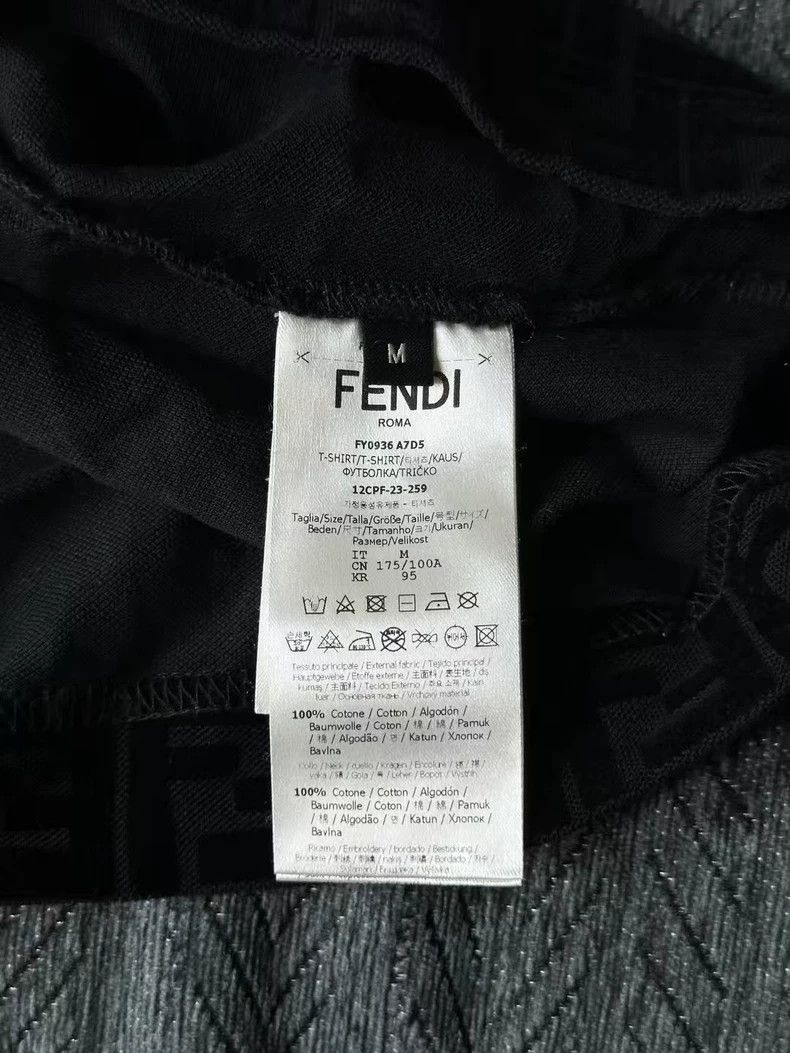 Fendi Fendi Full-printed fleece short sleeves Size US M / EU 48-50 / 2 - 4 Thumbnail