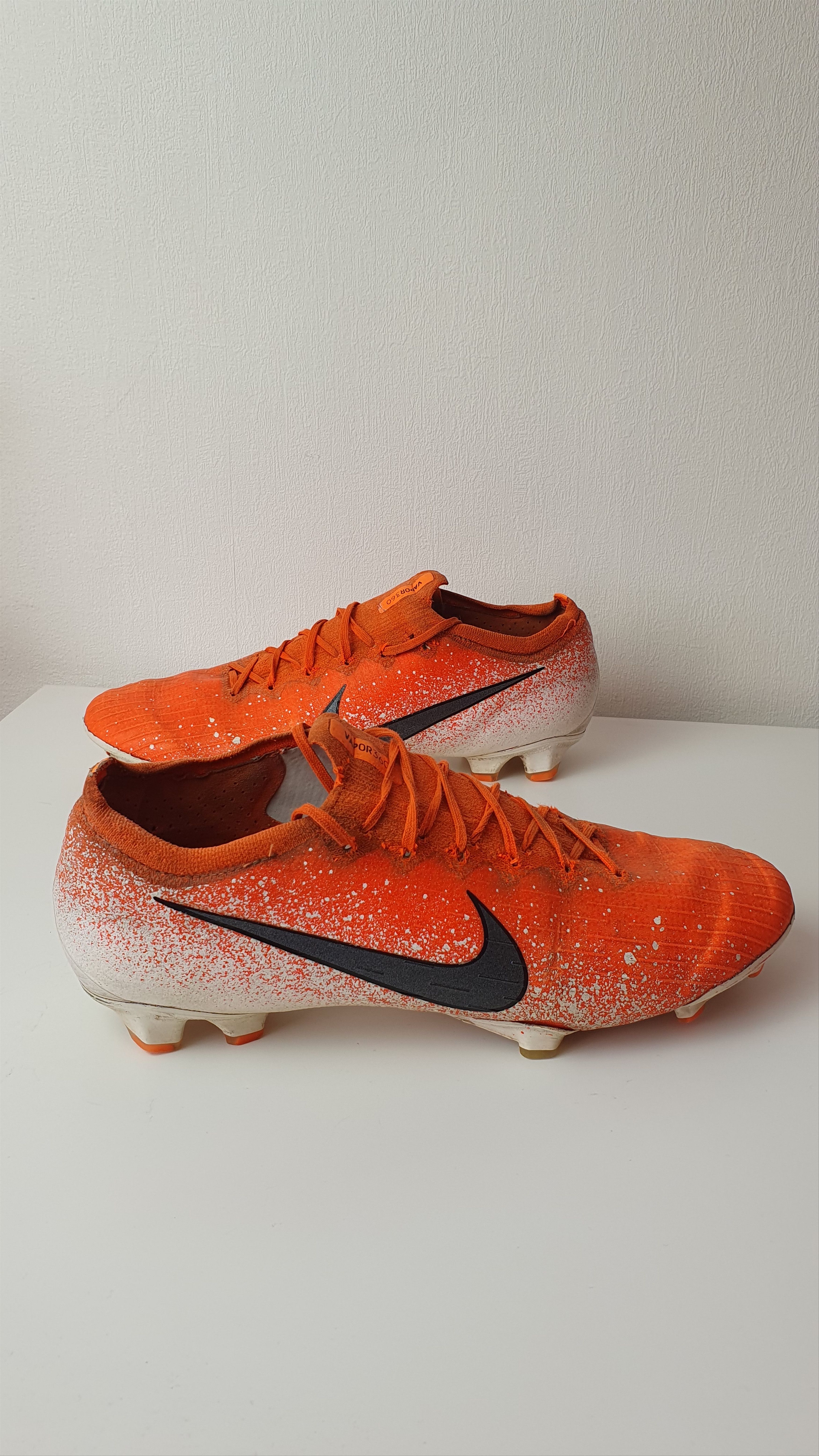 Nike Football Cleats Mens Nike Mercurial Vapor 12 Elite AG Size US 12.5 / EU 45-46 - 1 Thumbnail