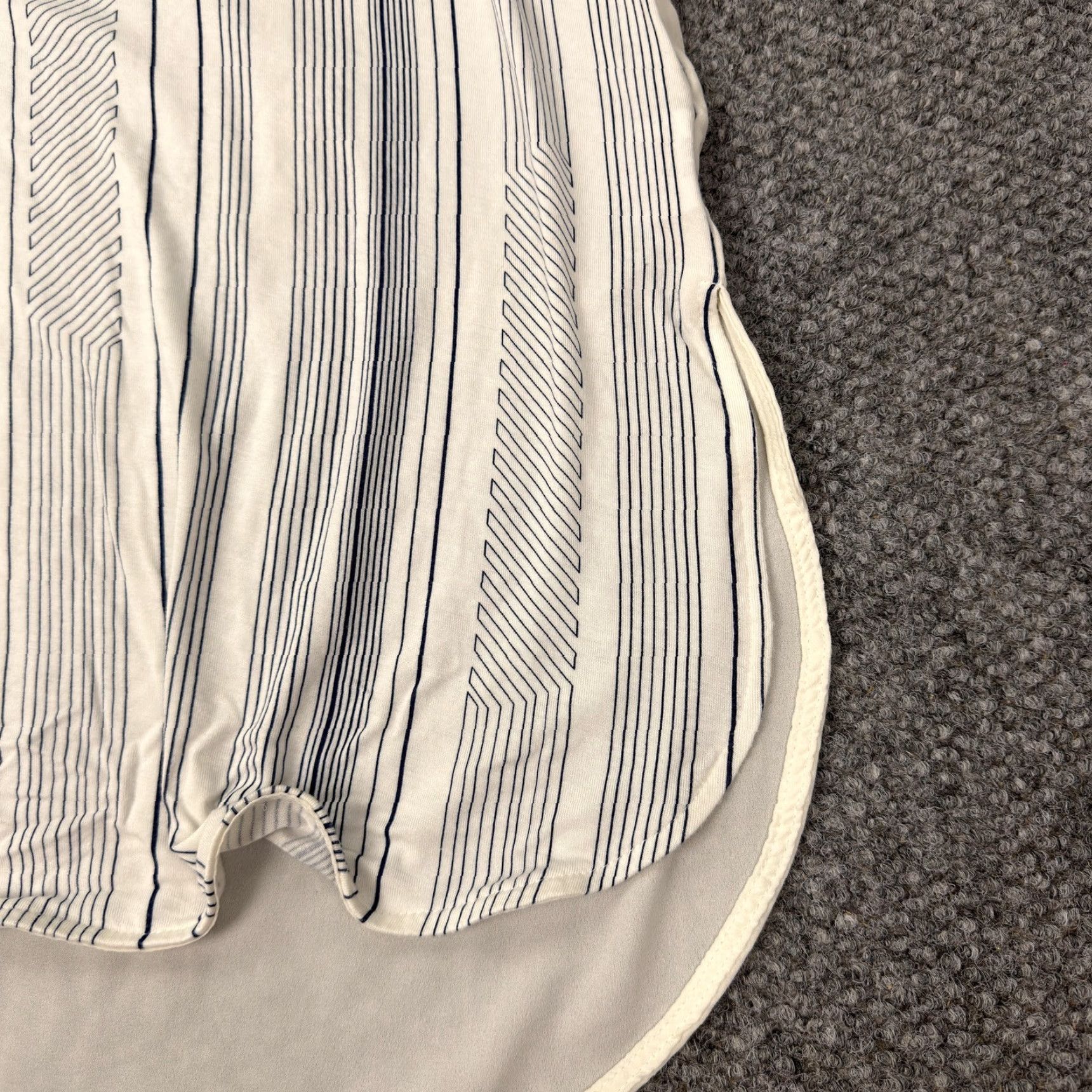 Vintage Rose + Olive Tank Top Womens Medium White Blue Stripe High Low Hem Pocket Tunic Sleeveless Scoop Neck Size M / US 6-8 / IT 42-44 - 5 Thumbnail