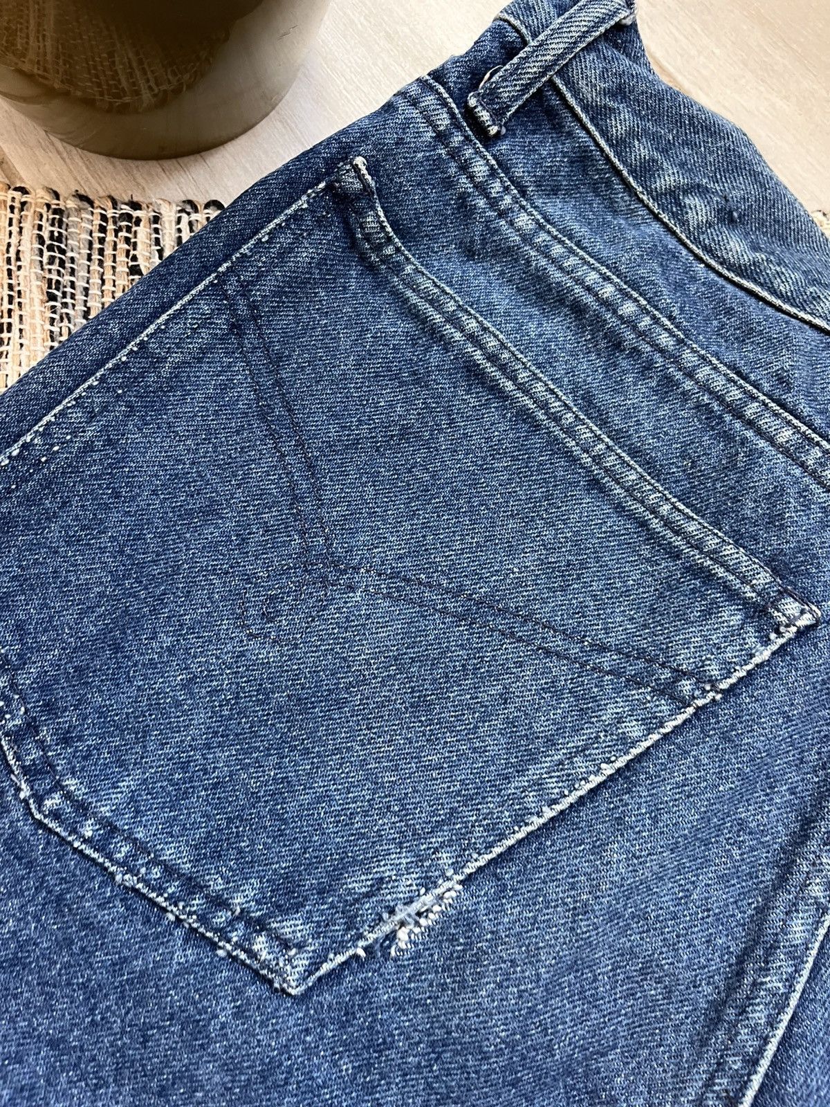 Moschino × Vintage Vintage Moschino Denim Jeans Workwear Pants Made in Italy Size US 36 / EU 52 - 16 Thumbnail
