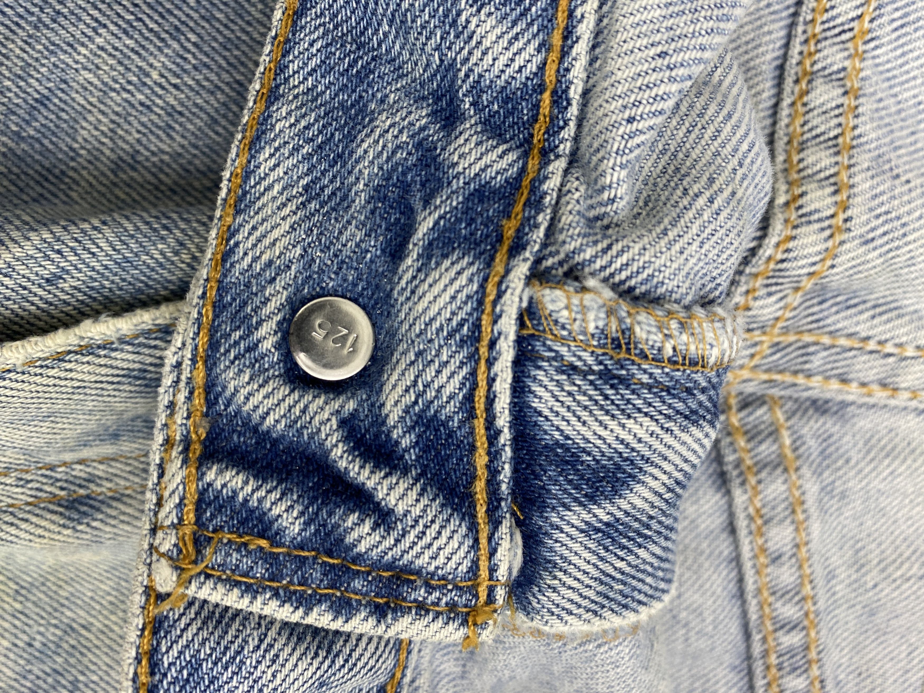 Levi's × Vintage Vintage 90s Levis Relaxed Straight Jeans Size US 35 - 12 Thumbnail