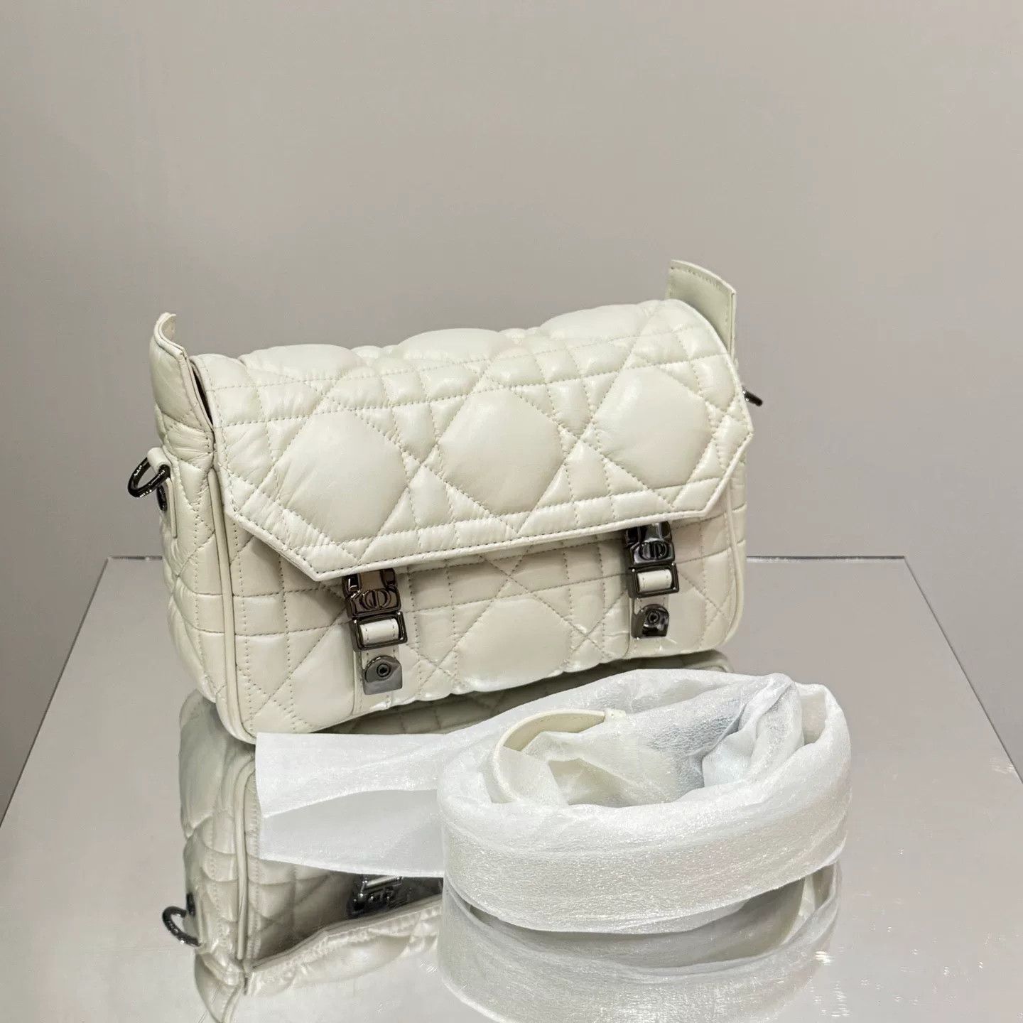 Dior Pre-loved Bag Brand new condition Size ONE SIZE - 1 Thumbnail