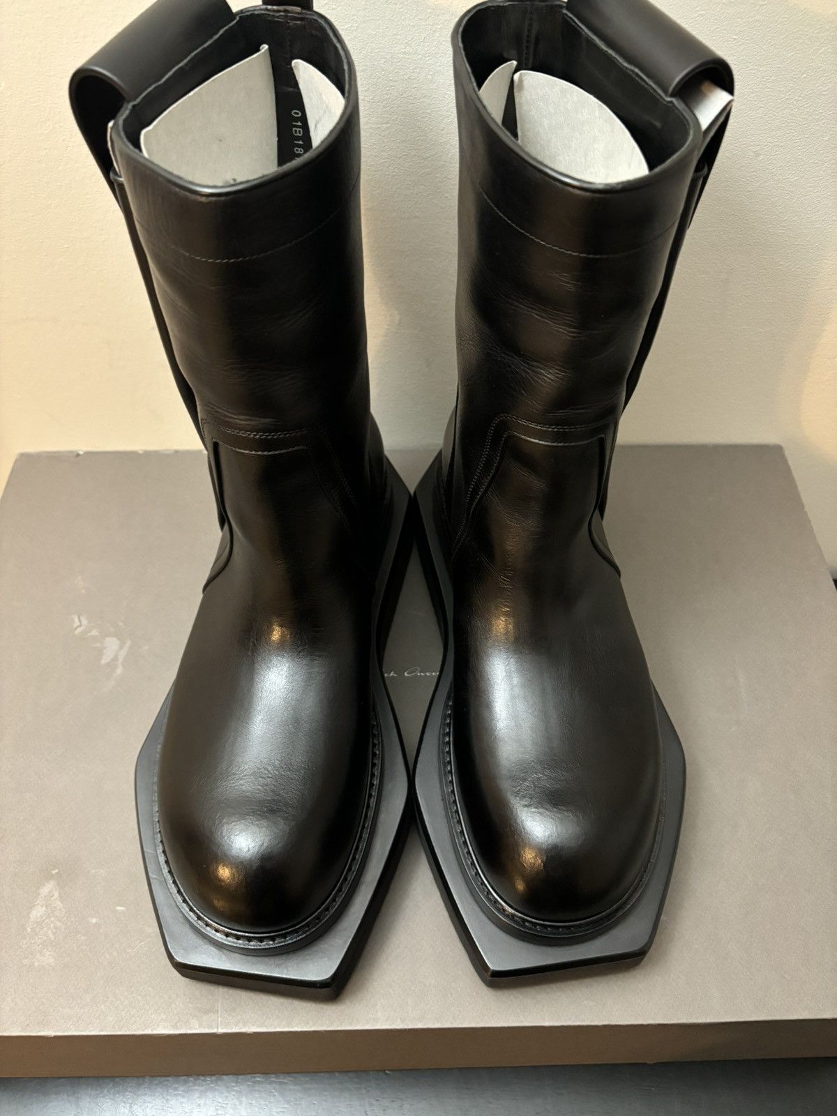 Rick Owens Rick Owens Cyclops Fogpocket Leather Boots Size US 10 / EU 43 - 2 Thumbnail