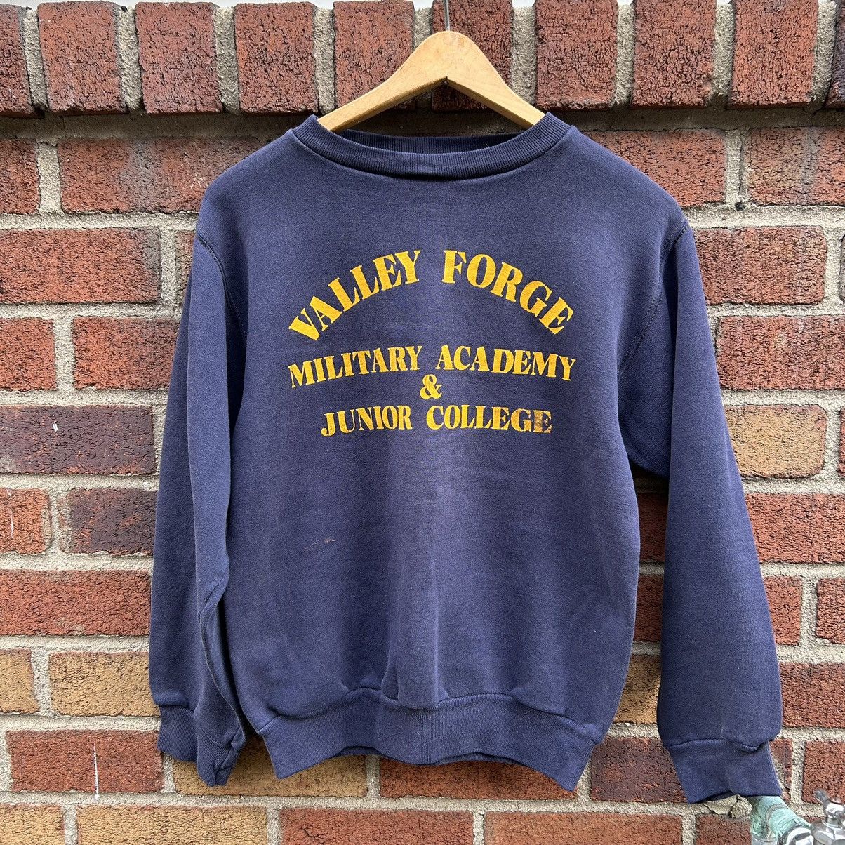 image of 1970S Valley Forge Military Academy Sweatshirt in Navy, Men's (Size Small)