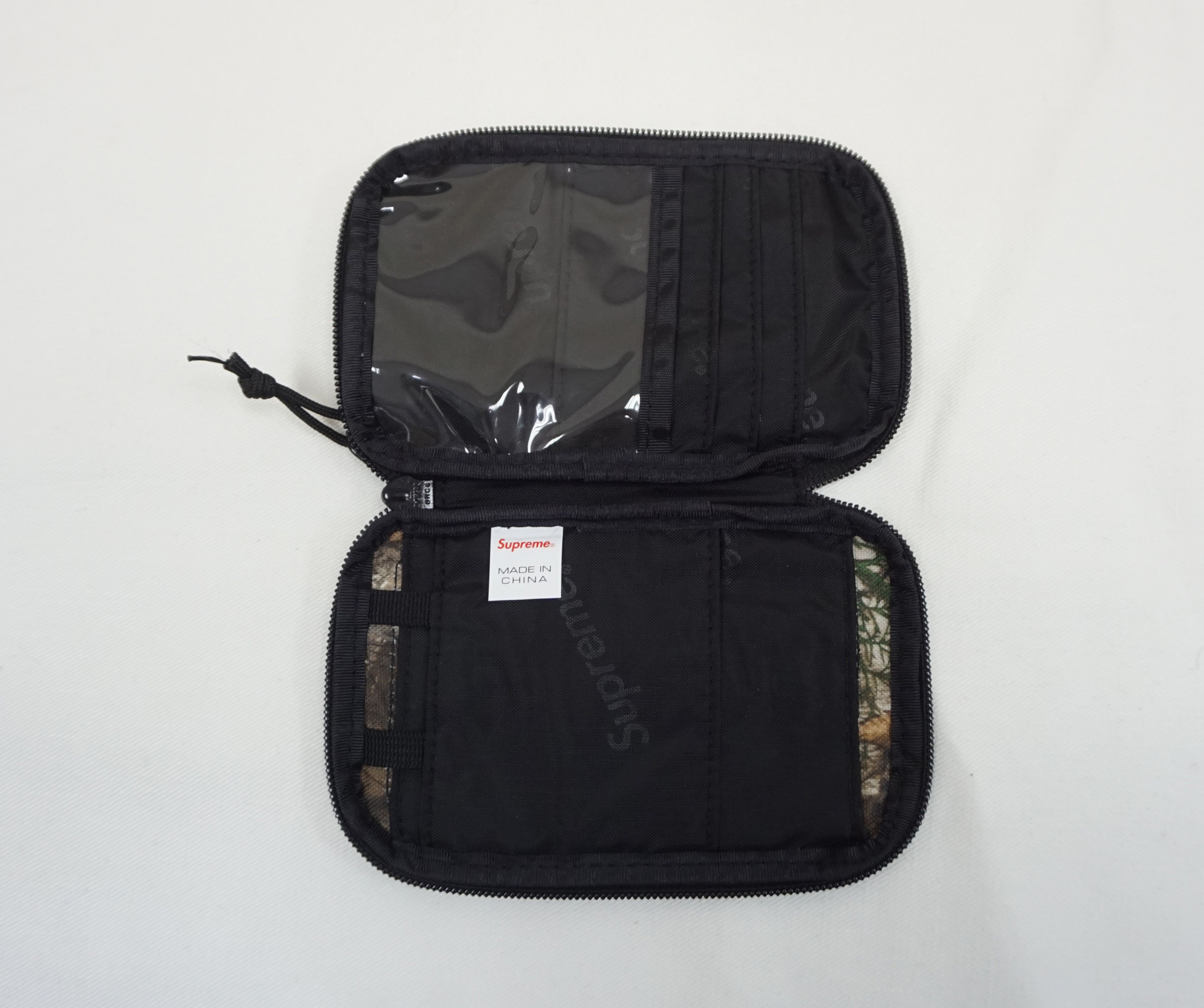 Supreme Supreme Small Zip Pouch Real Tree Camo Size ONE SIZE - 4 Thumbnail