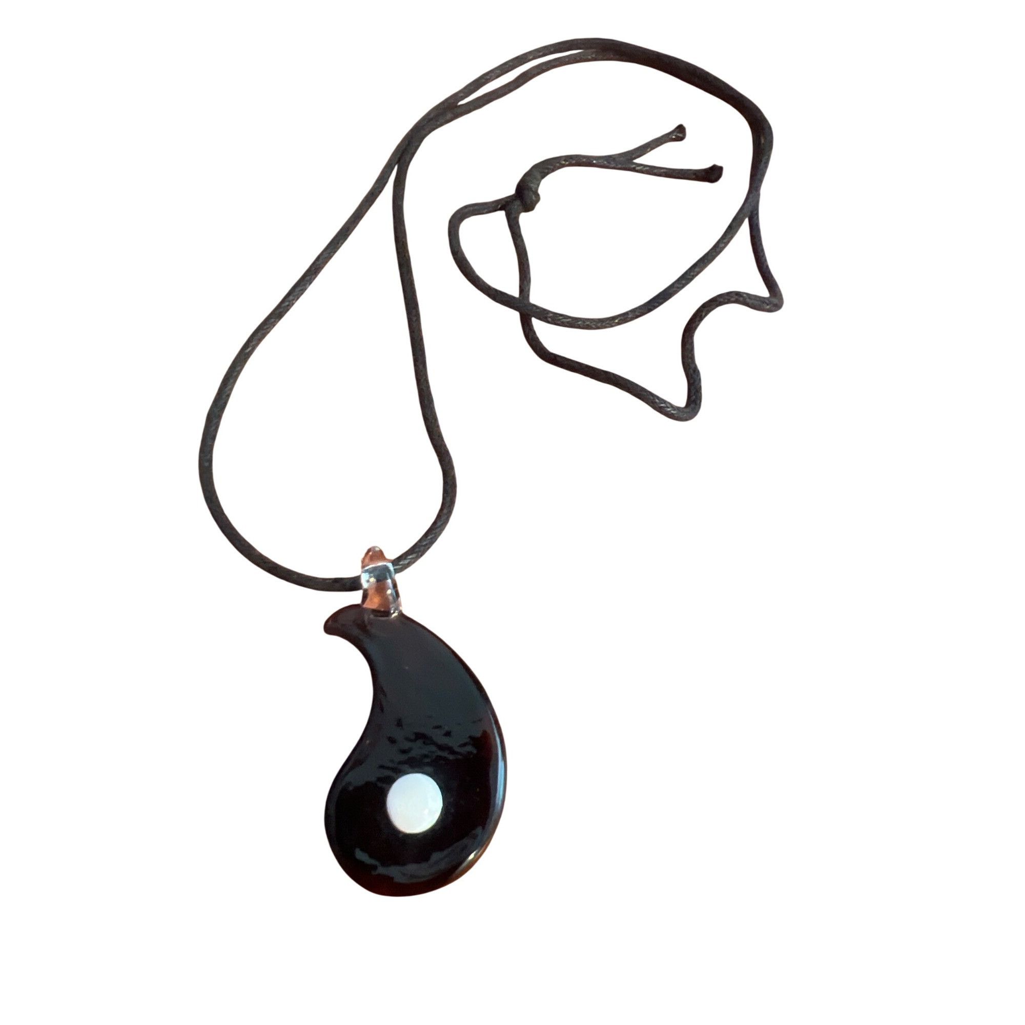 Other Black White Glass Yin Yang Pendant Necklace Black Cord Skate Size ONE SIZE - 1 Thumbnail