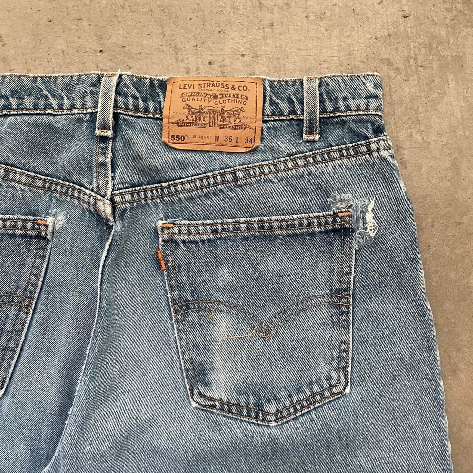 Levi's Vintage Levi’s 550 Medium Washed Jeans Size US 36 / EU 52 - 5 Thumbnail