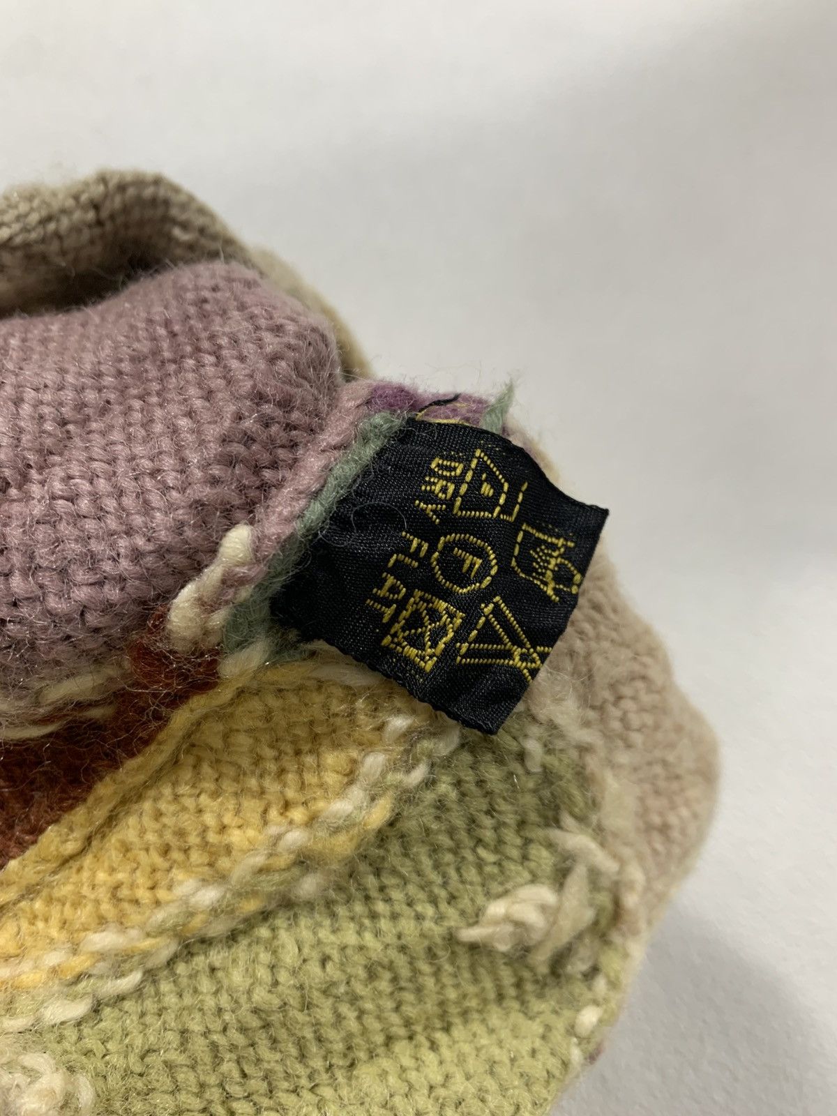Japanese Brand Crochet knitted beanie hats rare Size ONE SIZE - 5 Thumbnail