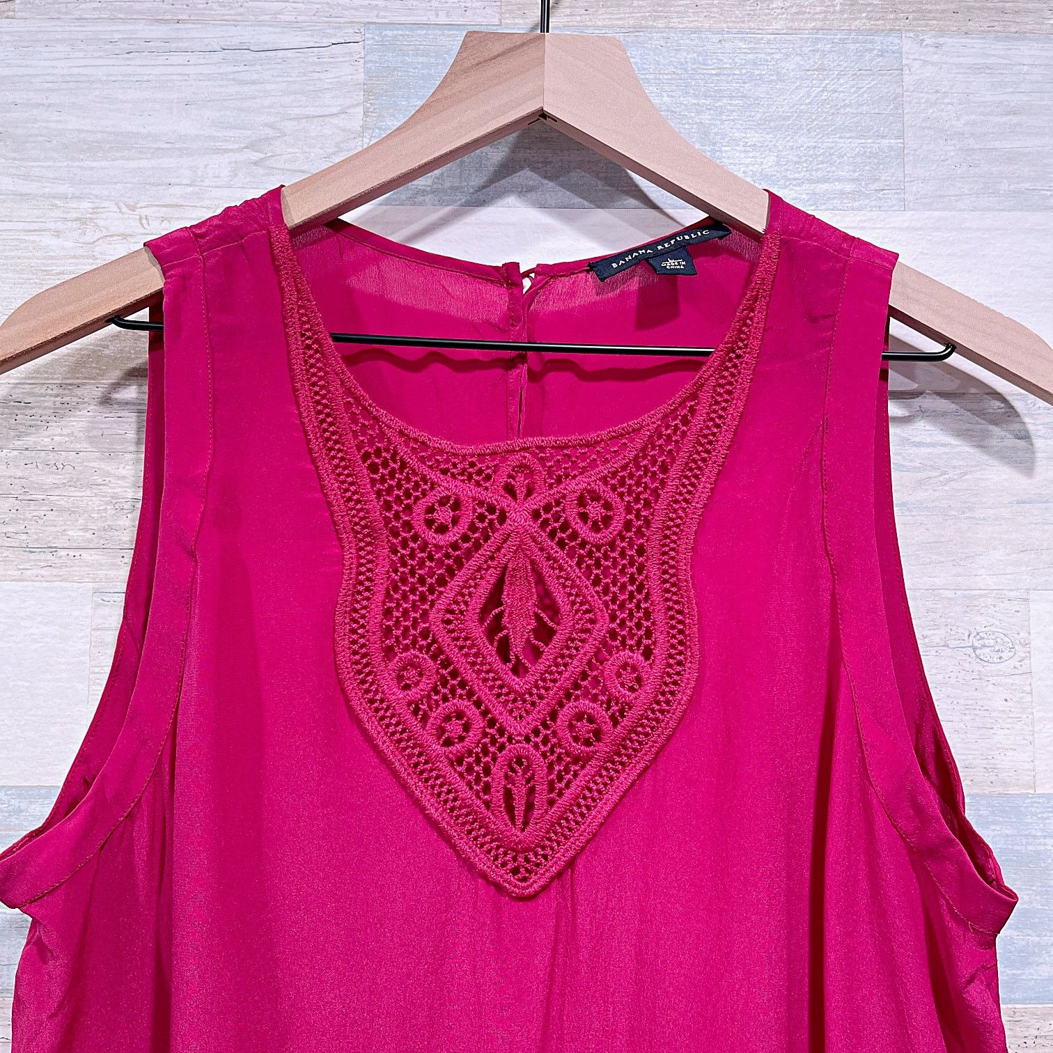 Other BANANA REPUBLIC 100% Silk Embroidered Tank Pink Womens Large Size L / US 10 / IT 46 - 3 Thumbnail