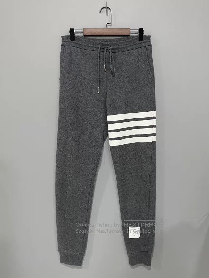 Thom Browne Thom Browne size 1 Gray Four-Stripe Sweatpants Size US 29 - 1 Thumbnail