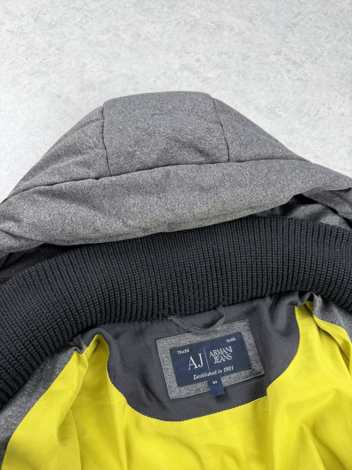 Armani Armani Jeans AJ Grey Hooded Puffer Jacket Size 52 Size US L / EU 52-54 / 3 - 15 Thumbnail