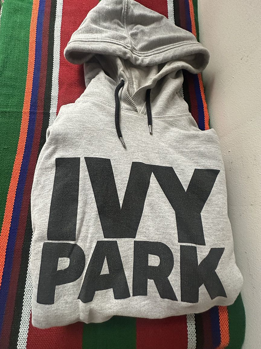 Ivy Park Ivy Park Beyonce logo hoodie sweatshirt Grey sz M Size M / US 6-8 / IT 42-44 - 3 Thumbnail