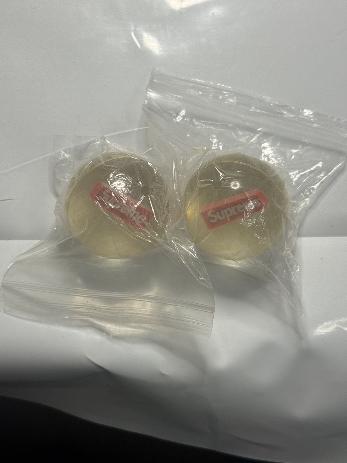 Supreme Supreme Bouncy Ball 2x Lot FW18 Season Gift Size ONE SIZE - 1 Thumbnail