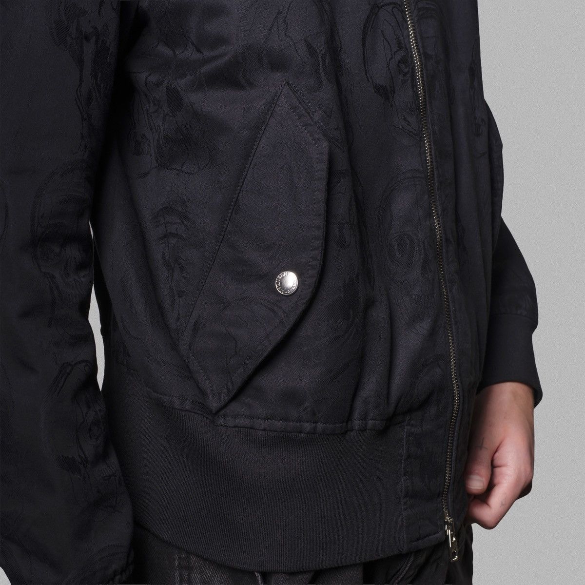 Alexander McQueen Mcqueen skull jacket Size US L / EU 52-54 / 3 - 5 Thumbnail