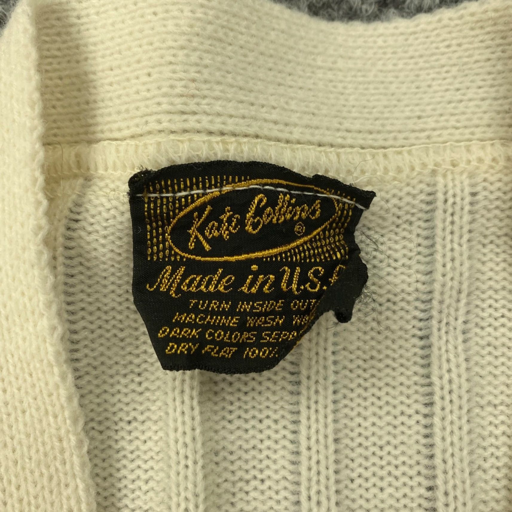 Vintage VINTAGE Kate Collins Sweater Vest Men Medium Ivory Knit Acrylic V-Neck Button USA Size US M / EU 48-50 / 2 - 5 Thumbnail