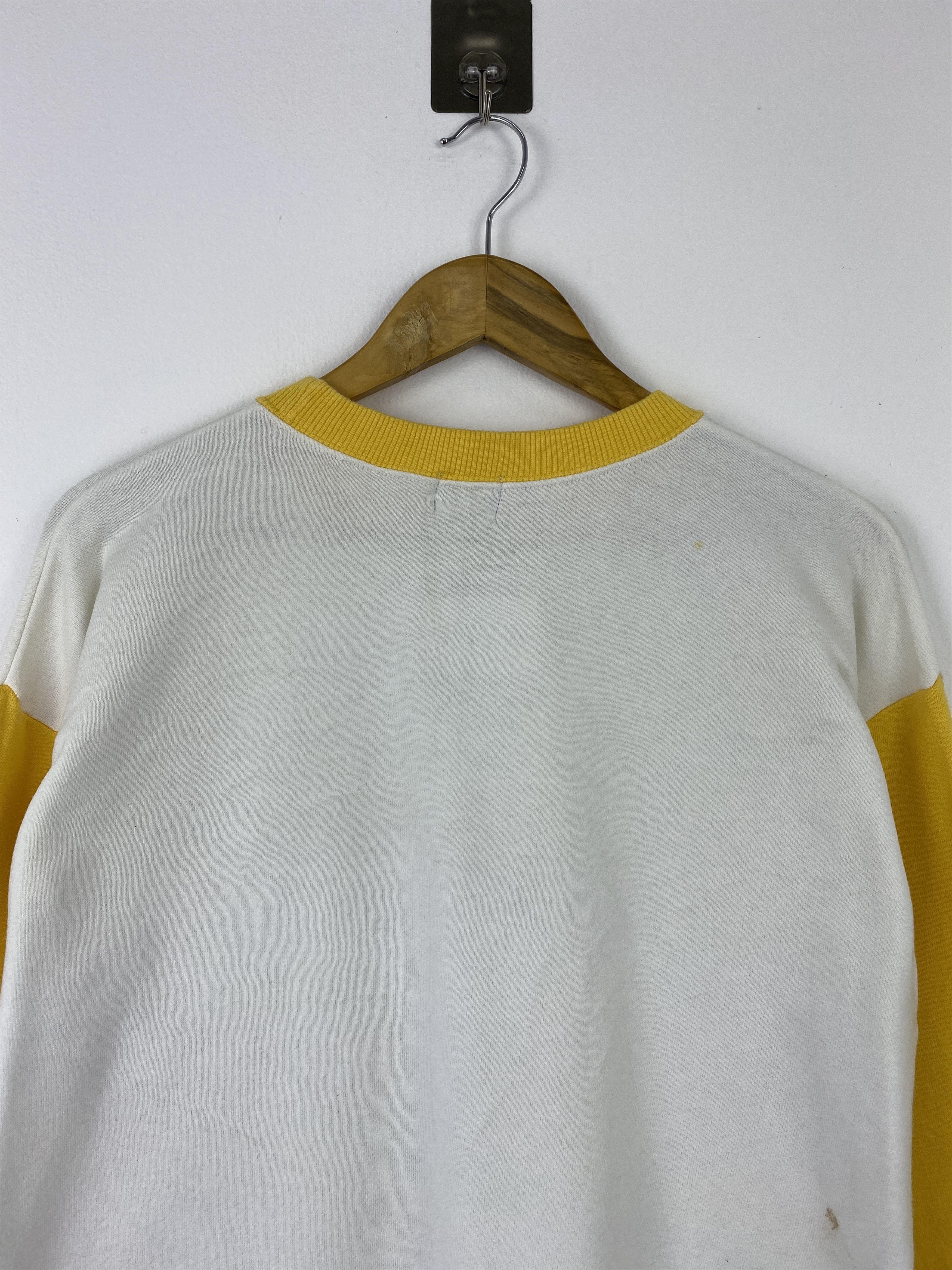 Vintage Vintage Winnie The Pooh Crewneck Pullover Sweatshirt SH0488 Size US L / EU 52-54 / 3 - 4 Thumbnail