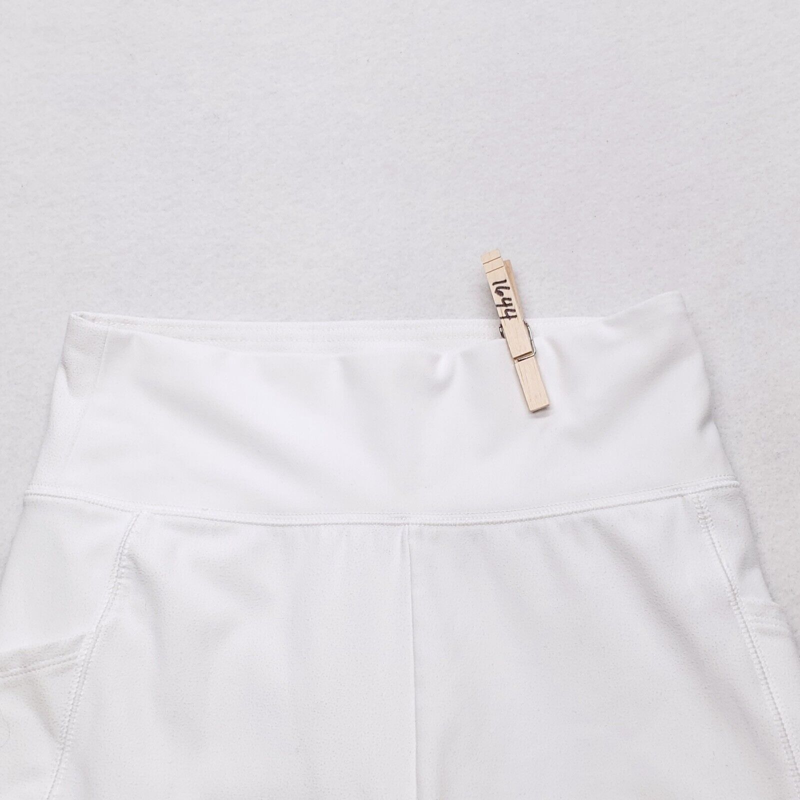 American Eagle Outfitters American Eagle Pull On Shorts Womens Size Small S White Size 26" / US 2 / IT 38 - 1 Thumbnail