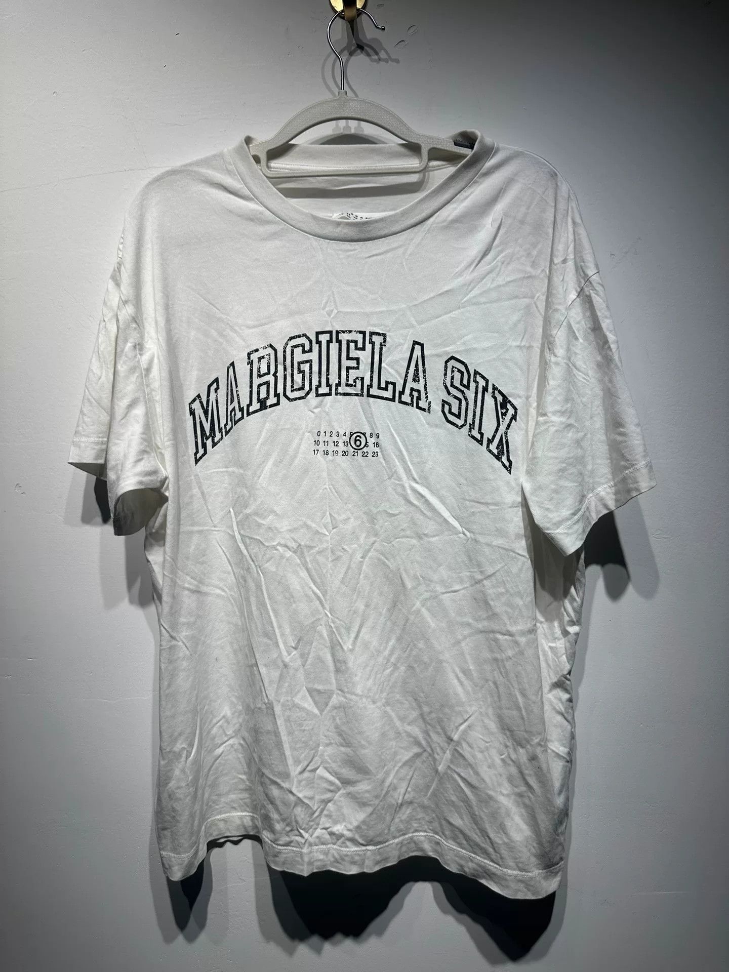 Maison Margiela Maison Margiela Printed White T-Shirt M Men Size US M / EU 48-50 / 2 - 1 Thumbnail