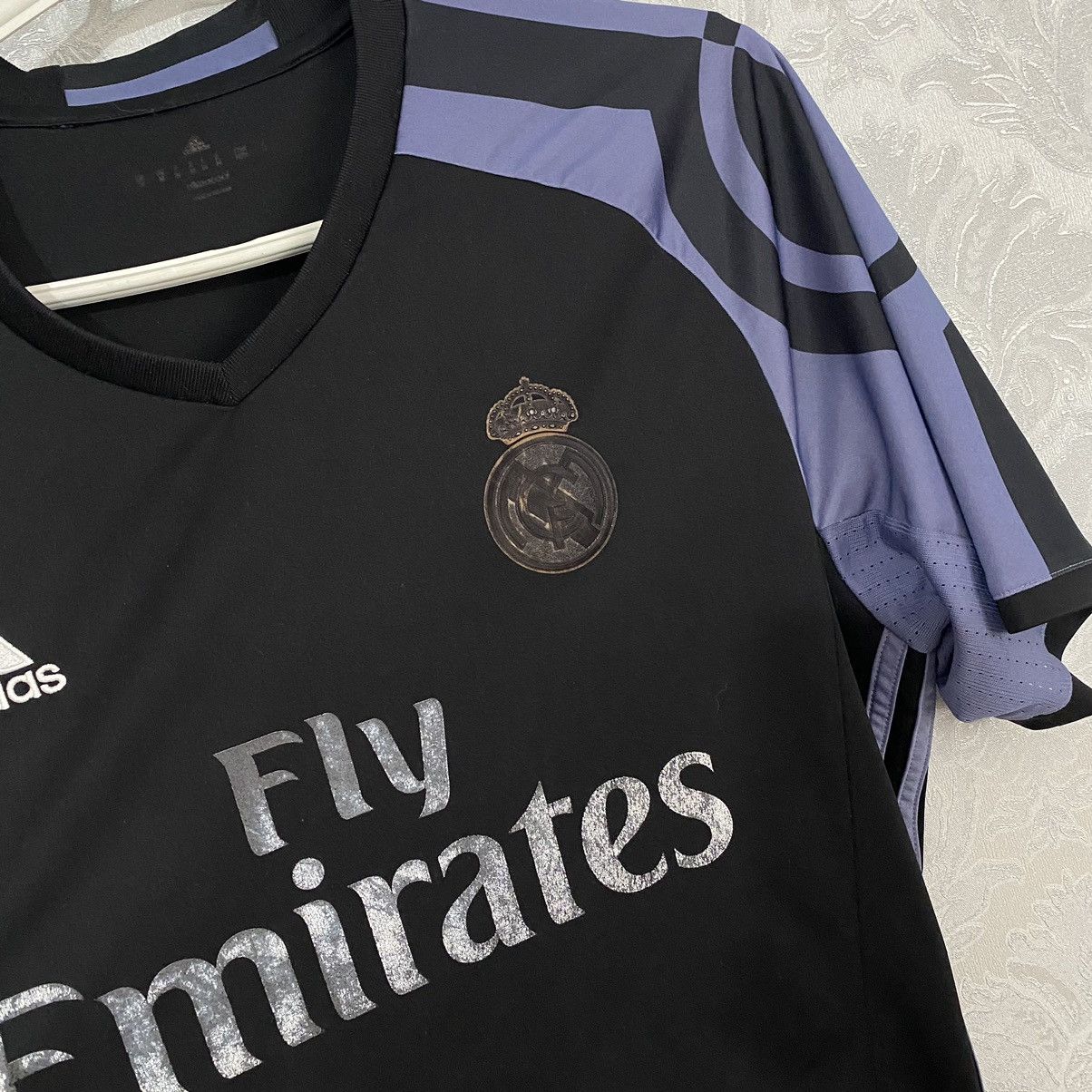 Adidas Adidas Real Madrid 2016/2017 3rd Third Away Soccer Jersey Size US M / EU 48-50 / 2 - 7 Thumbnail