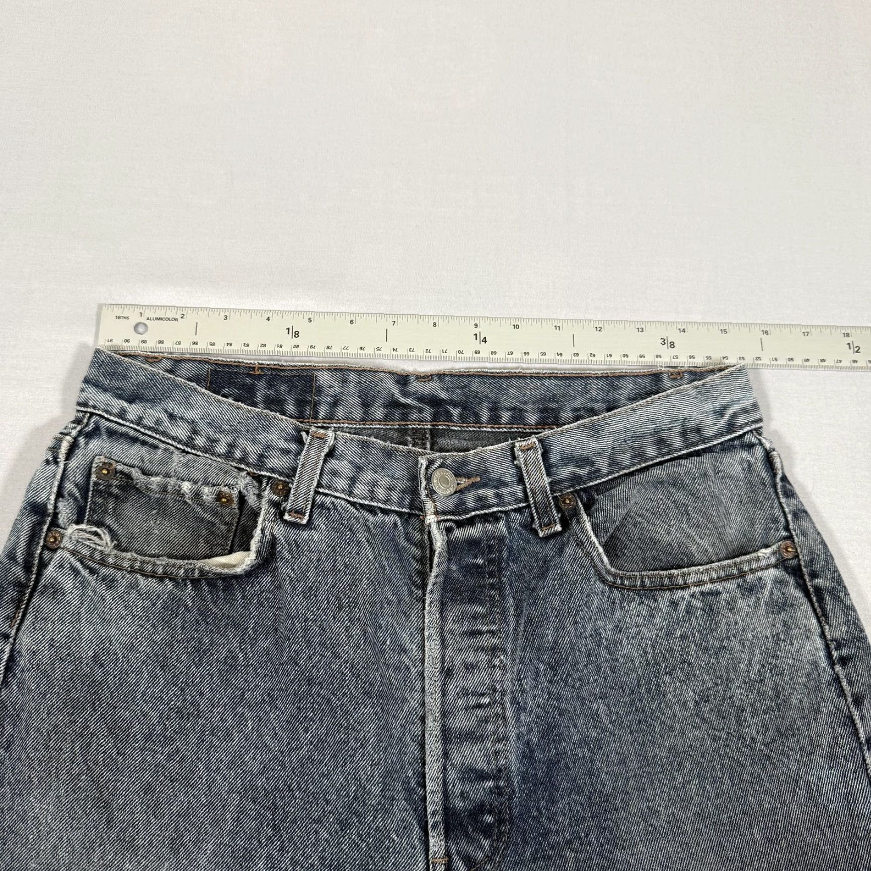 Levi's VINTAGE Levi's 501 Jeans Mens 30x30 Blue Straight Fit Denim Cowboy 90s Size US 30 / EU 46 - 7 Thumbnail