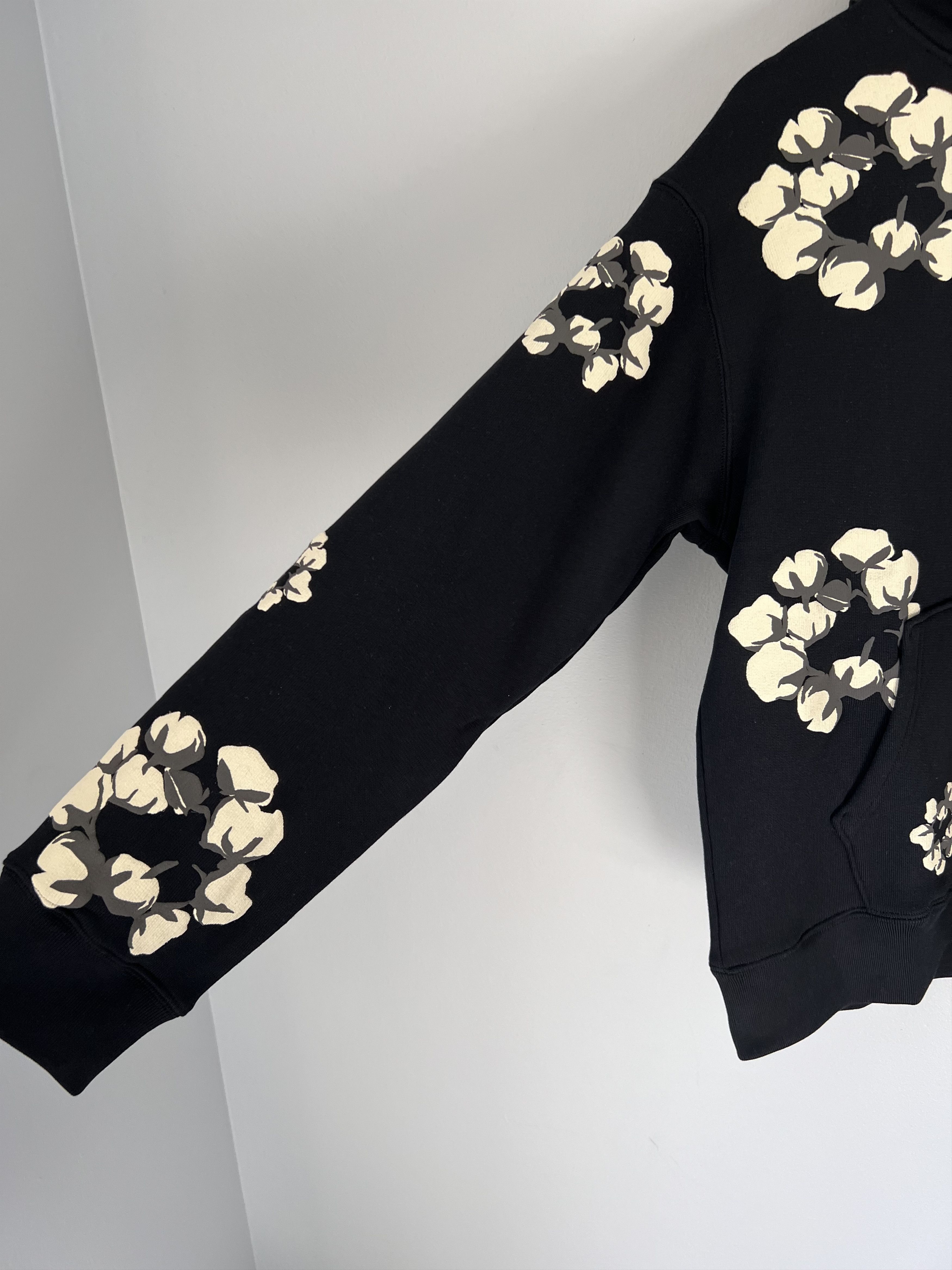 Cactus Plant Flea Market × DENIM TEARS CPFM Denim Tears Cotton Wreath Sweatsuit in Black Size US L / EU 52-54 / 3 - 5 Thumbnail