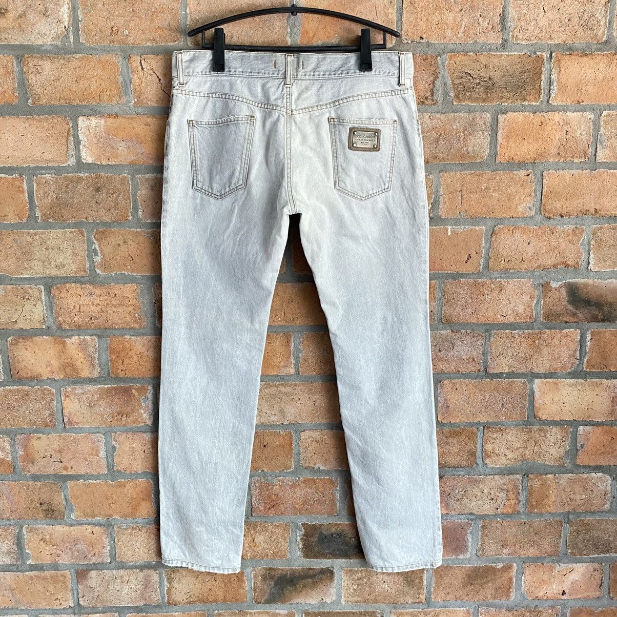 Dolce & Gabbana DOLCE & GABBANA® Light Grey Distressed Straight-Leg Jeans Size US 39 - 2 Thumbnail