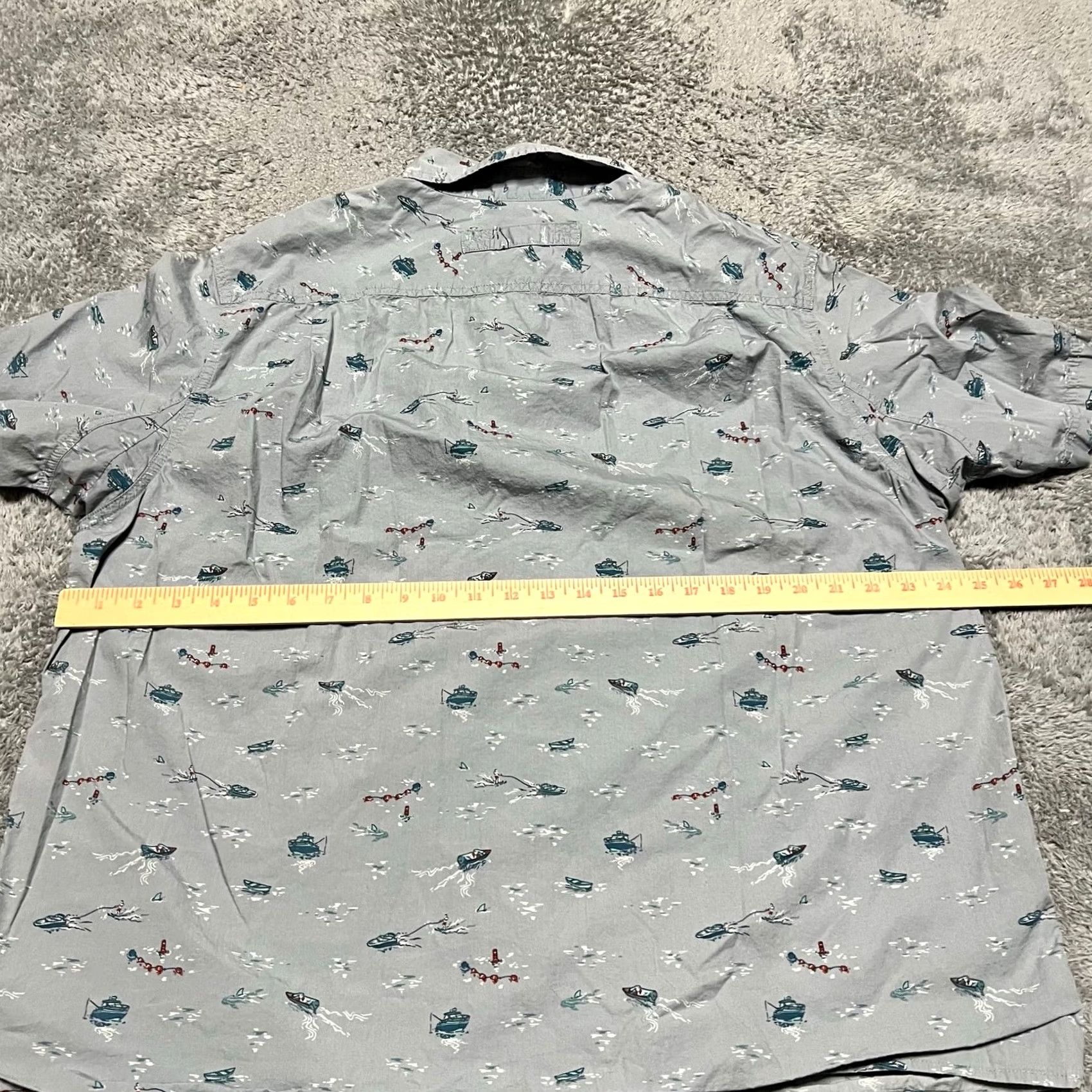 Duluth Trading Company DULUTH Shirt Men Large Gray Blue Fishing Boat All Over Print BBQ Short Sleeve Size US L / EU 52-54 / 3 - 5 Thumbnail