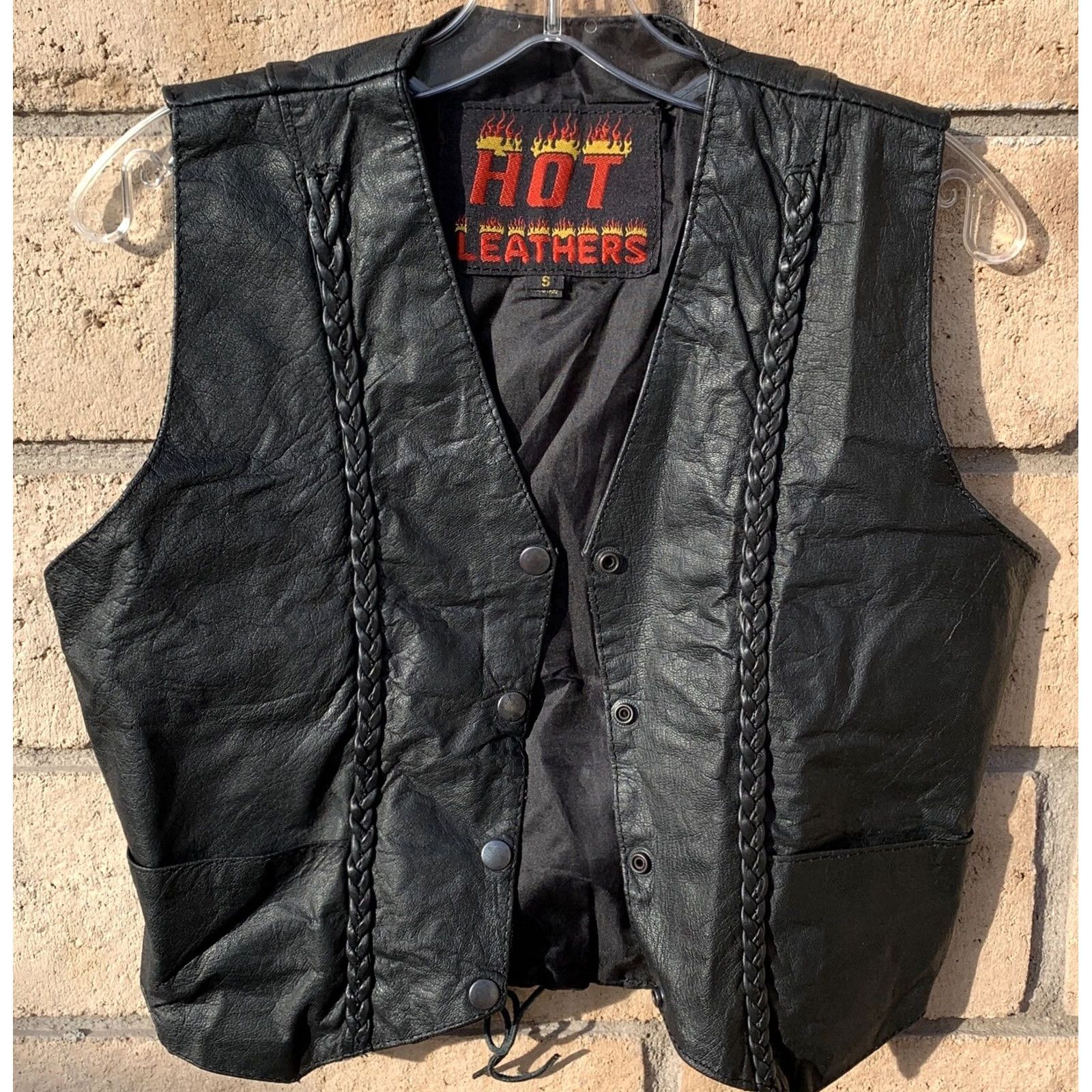 Vintage VINTAGE Hot Leathers Biker Vest Black Snap Front Lace Up Lower Back Size S Womens Size S / US 4 / IT 40 - 5 Thumbnail