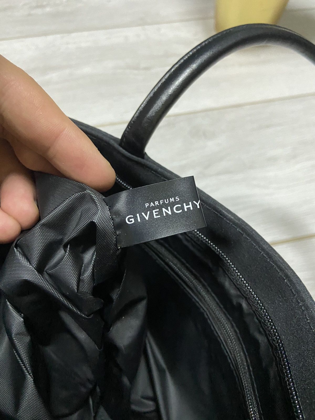 Givenchy Givenchy monogram big logo handle bag parfums Size ONE SIZE - 7 Thumbnail
