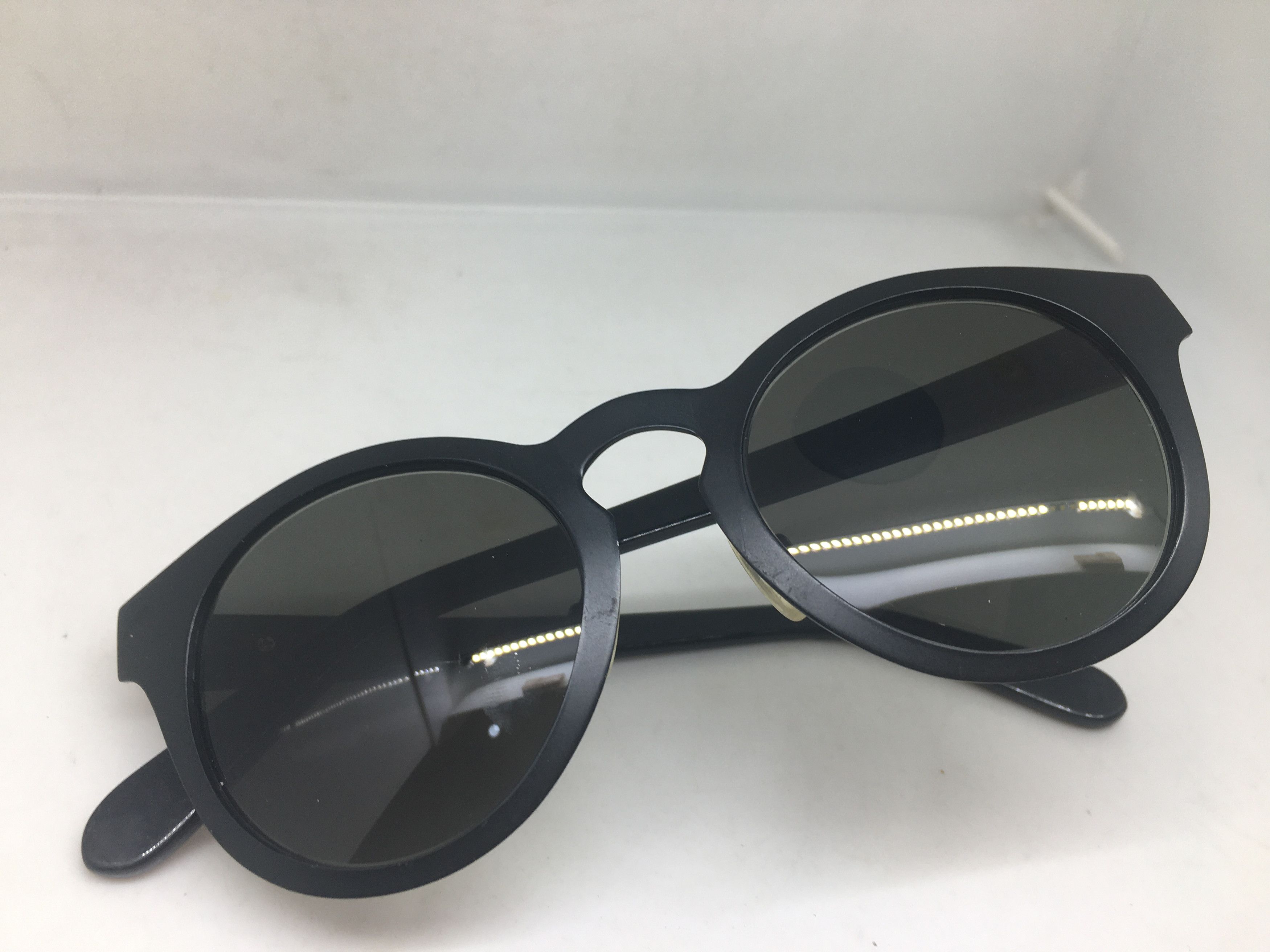 Other MIMCO Black ARISTOCRAT Round Keyhole Sunglasses Frame Size ONE SIZE - 5 Thumbnail