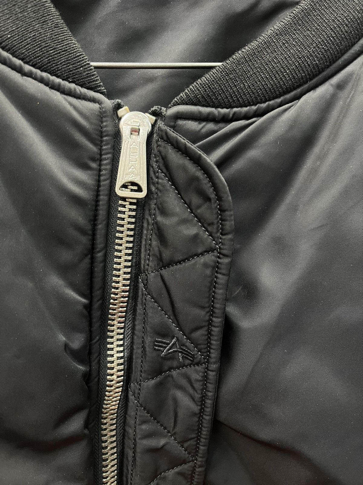 Alpha Industries × Vetements Two face VETEMENTS Alpha industries Size US S / EU 44-46 / 1 - 18 Thumbnail