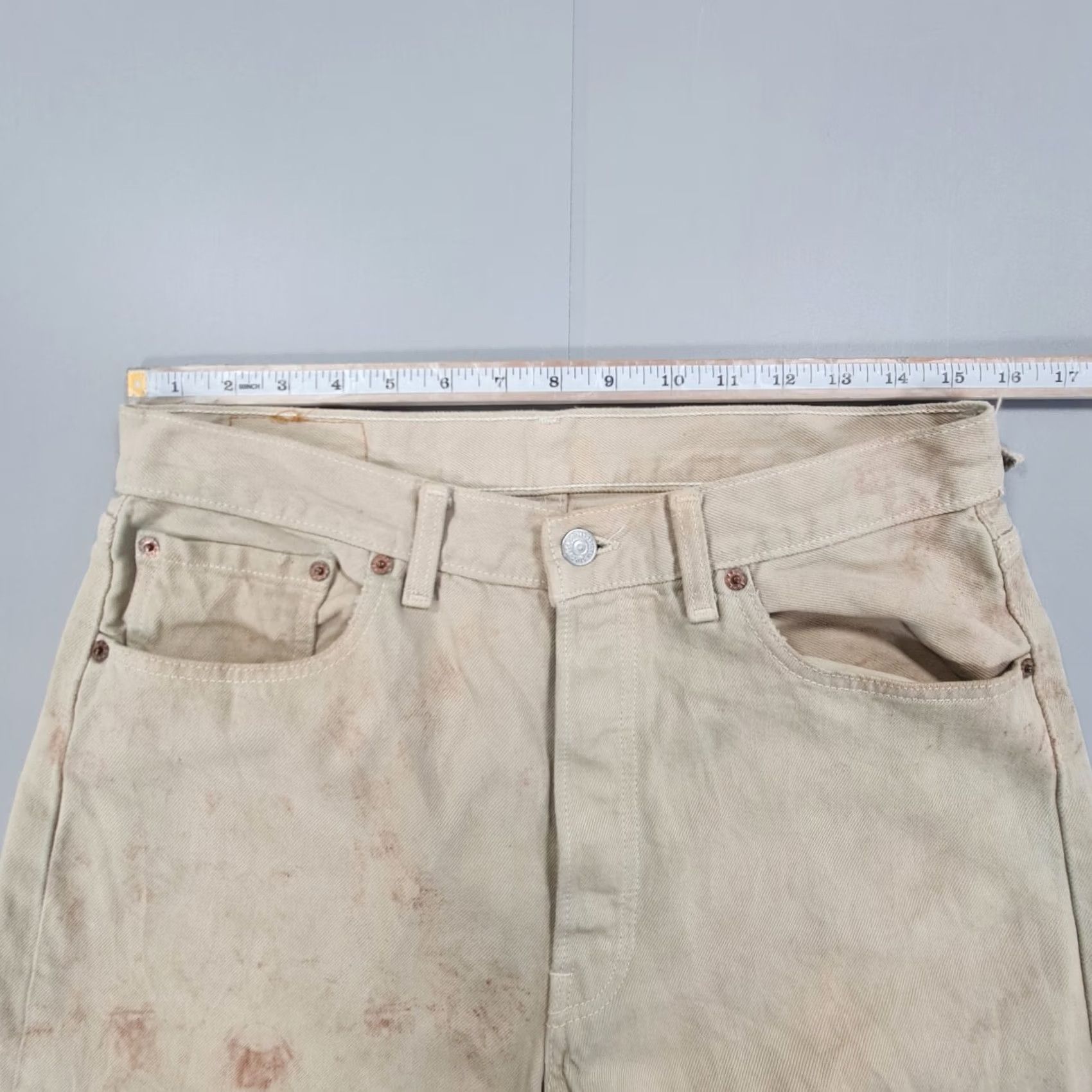 Levi's VINTAGE Levi's 501 Jeans Mens Straight 90s W31 L32 Ivory Distressed Paint USA Made Size US 31 - 4 Thumbnail
