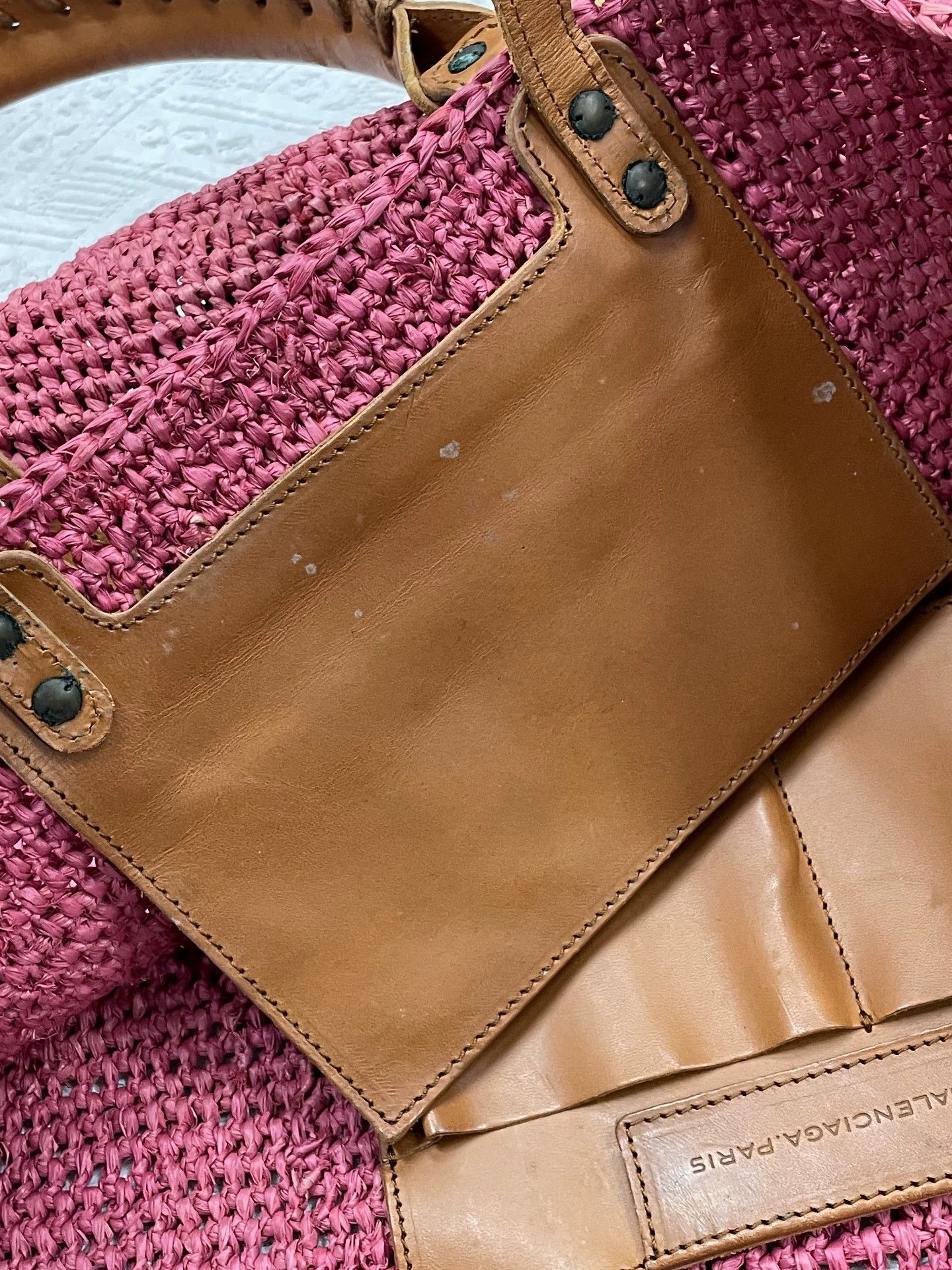 Balenciaga Balenciaga Pink Woven Handbag/Shoulder Bag Size ONE SIZE - 7 Thumbnail