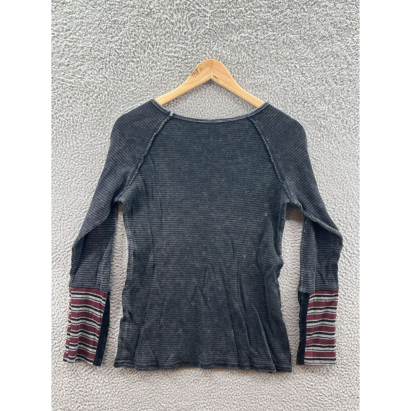 BKE BKE Thermal Top Sz. Medium Gray Contrast Sleeve Cuff Striped Size M / US 6-8 / IT 42-44 - 2 Thumbnail