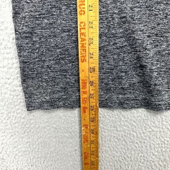 Fabletics Fabletics Performance Shirt Mens Large Grey Black Nylon Blend Activewear Shirt Size US L / EU 52-54 / 3 - 7 Thumbnail