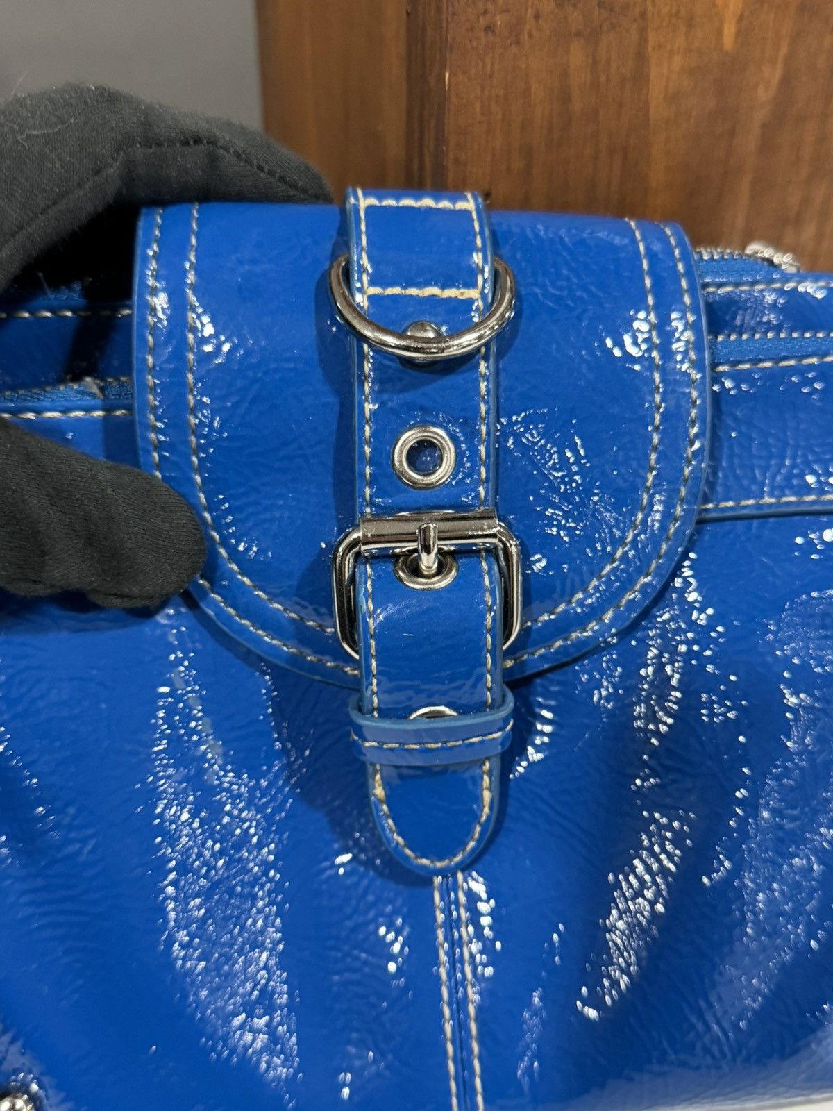 Nine West Y2K Aesthetic Nine West Glossy Cobalt Blue Crossbody Size ONE SIZE - 7 Thumbnail