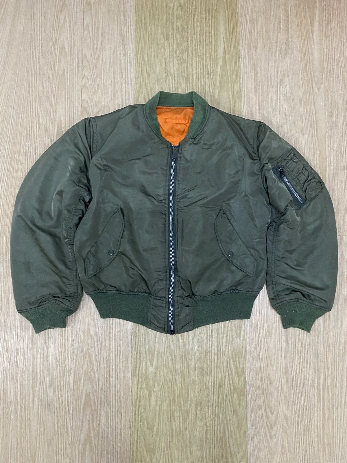 Alpha Industries × Vintage Vintage Alpha Industries reversible Bomber Jacket Size US M / EU 48-50 / 2 - 1 Thumbnail