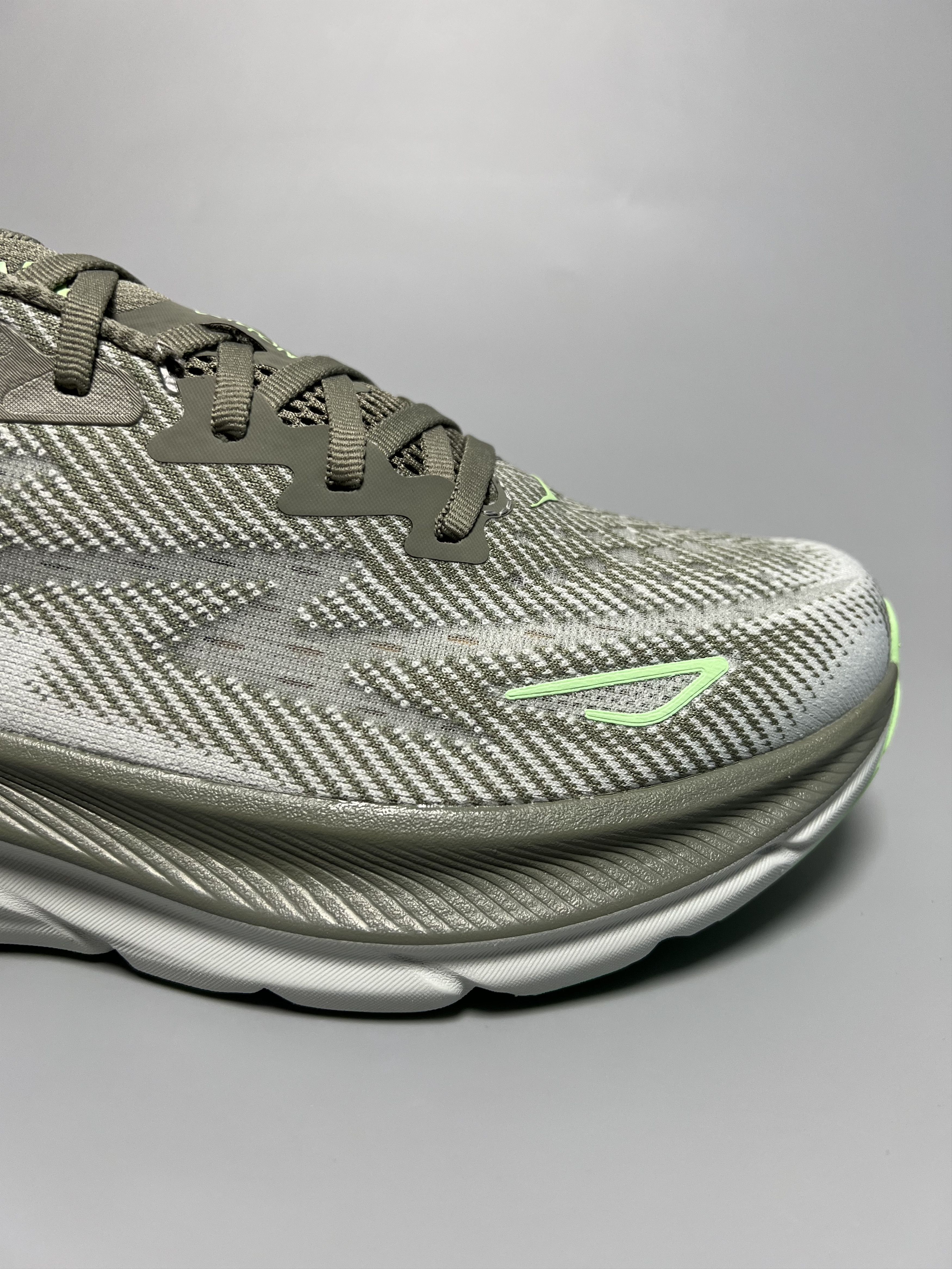 Hoka 9D Hoka One One Clifton 9 Running Shoes Walking Gym Size US 9 / EU 42 - 13 Thumbnail