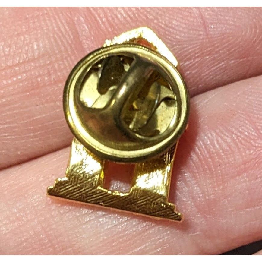 Other Gold Tone Rhinestone Church Cathedral Lapel Pin Size ONE SIZE - 4 Thumbnail
