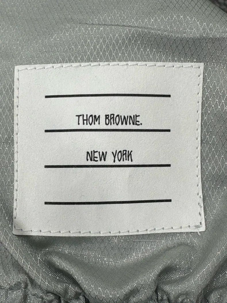 Thom Browne Thom Browne Gray classic four-striped nylon long pants Size 25" / US 0 / IT 36 - 3 Thumbnail
