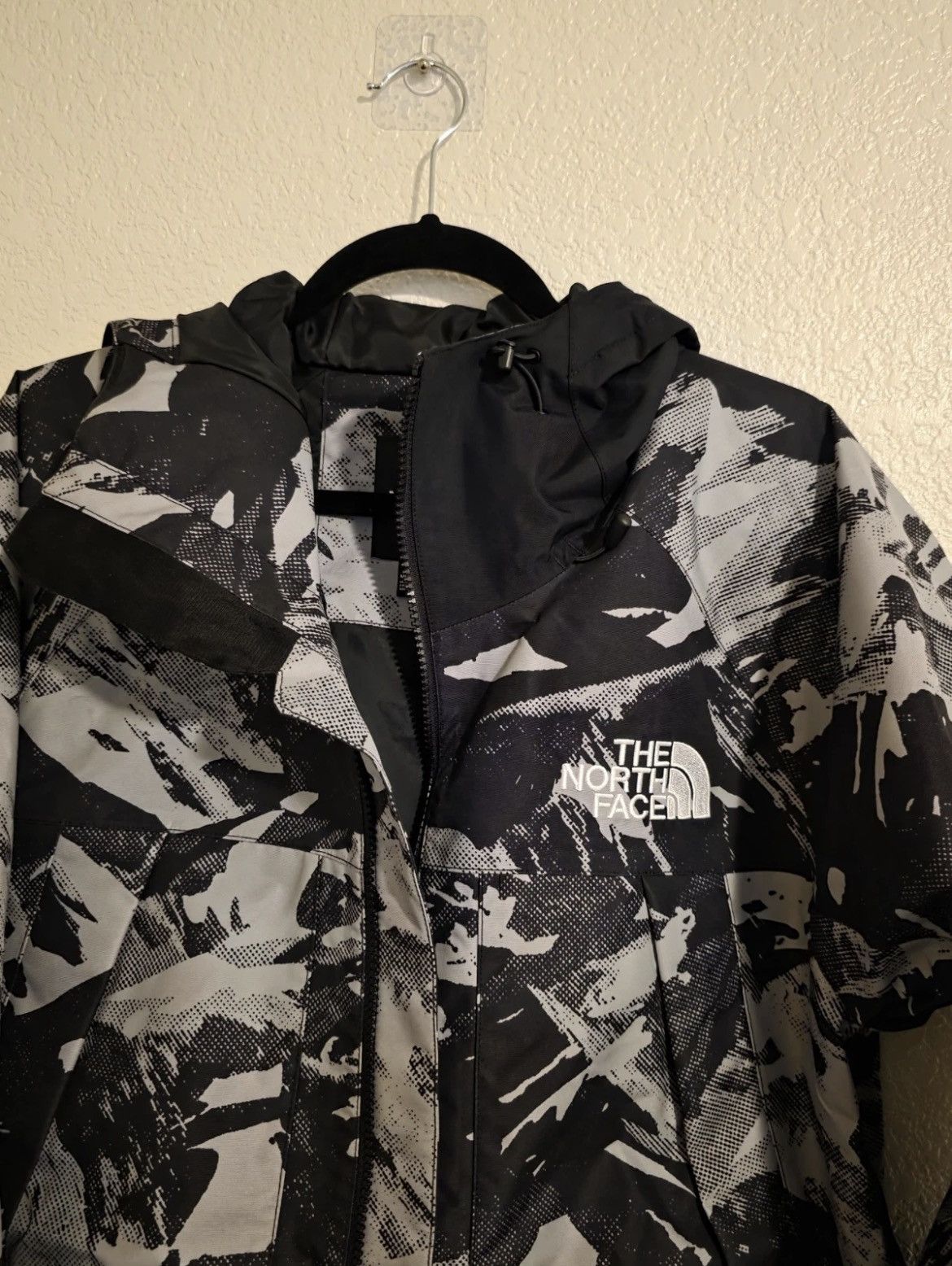 The North Face The North Face Balfron Jacket Black/Grey Mountainscape Print Size US M / EU 48-50 / 2 - 4 Thumbnail