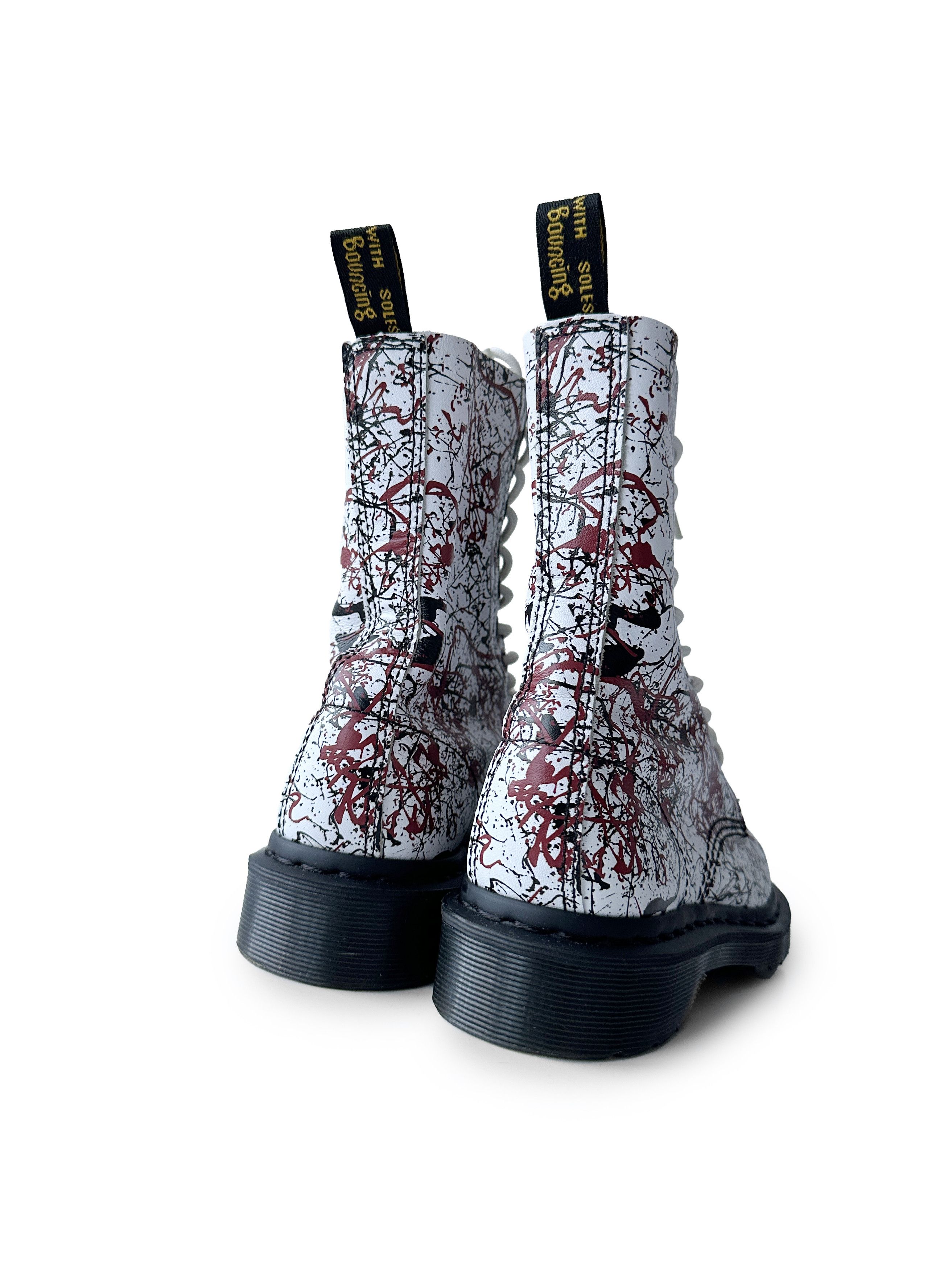 Dr. Martens Dr.Martens 14610 white paint splatter leather boots Size US 7 / IT 37 - 3 Thumbnail