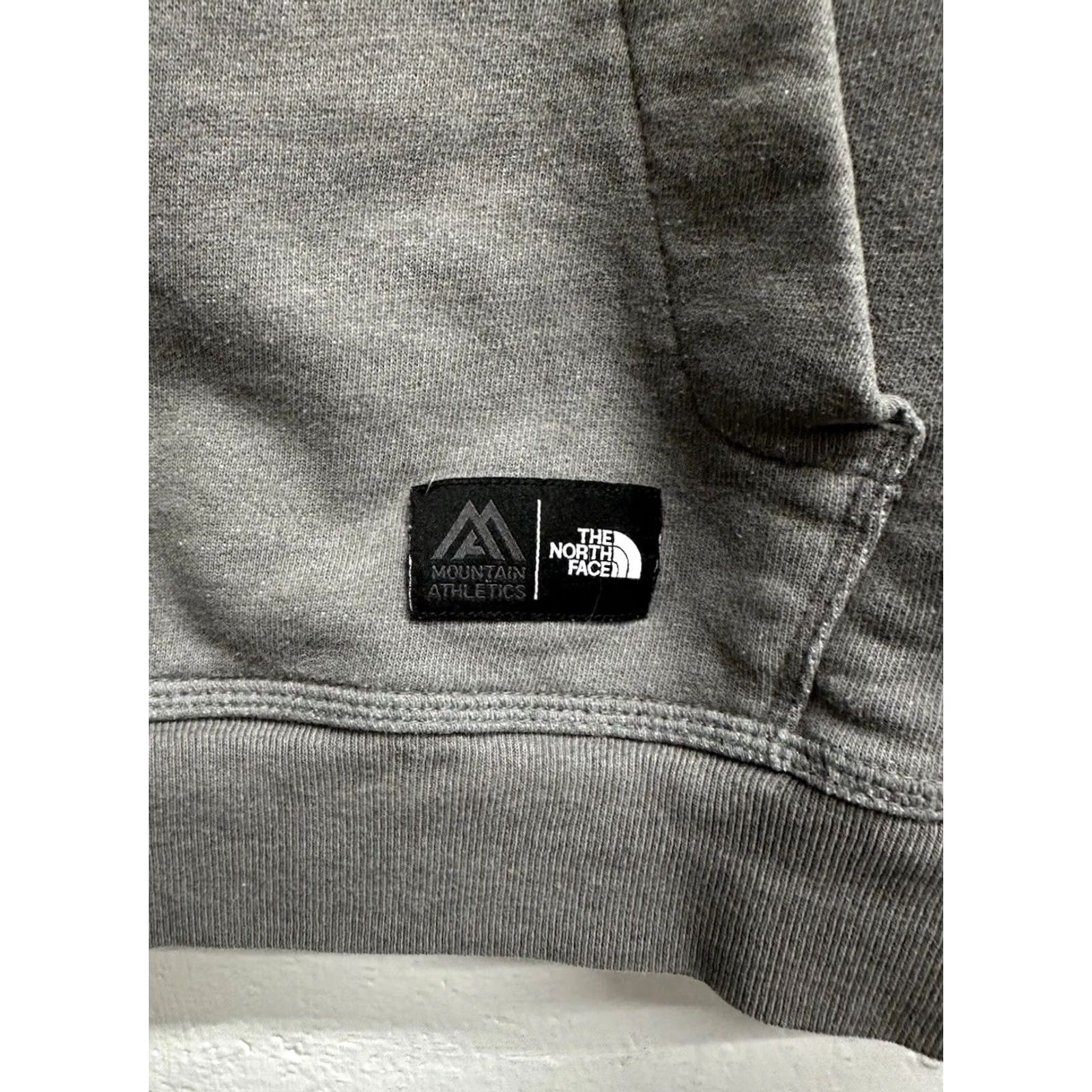 The North Face The North Face Hoodie Mens M Gray Flash Dry Pullover Regular Size Medium Size US M / EU 48-50 / 2 - 3 Thumbnail