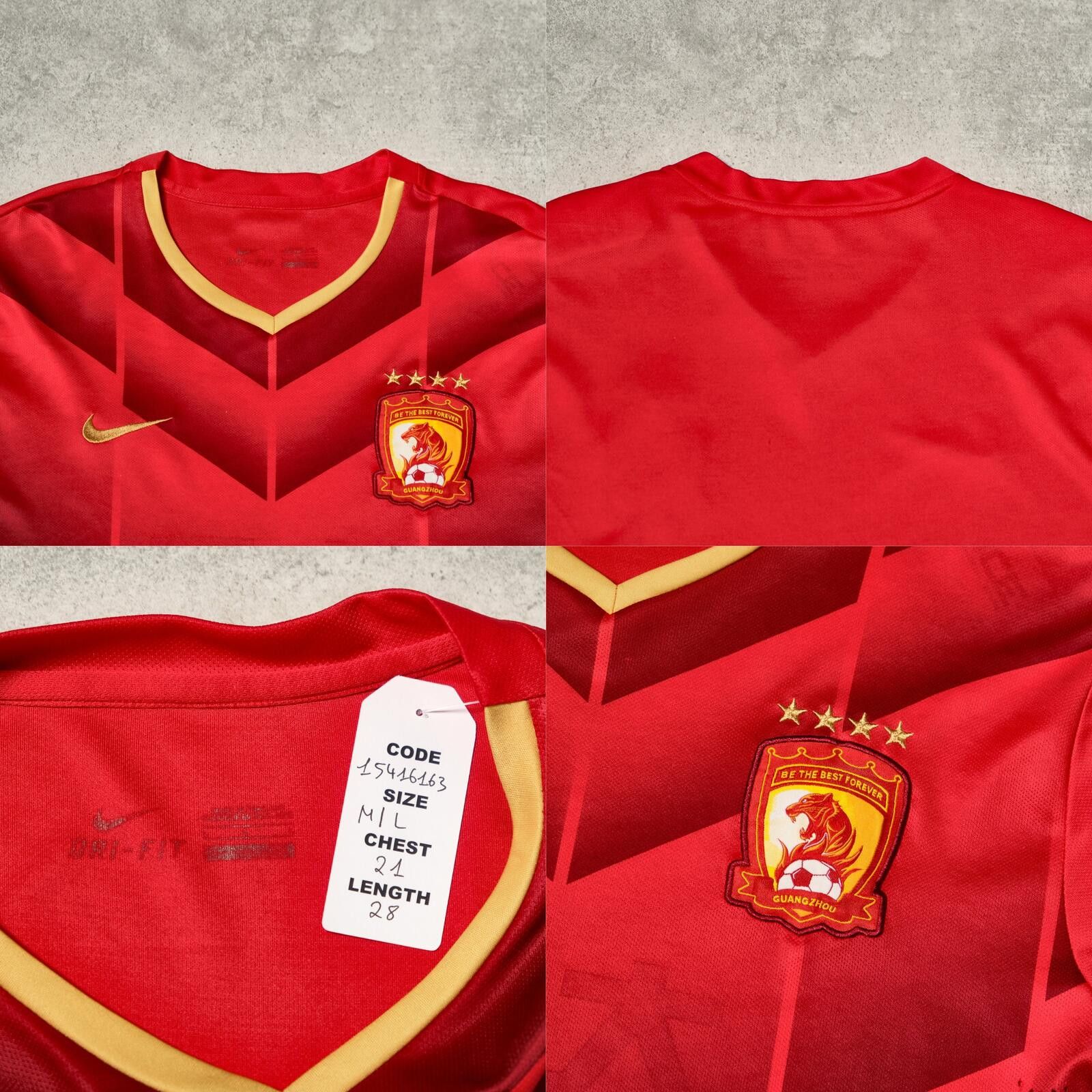 Nike 2015/16 Guangzhou Evergrande (China) Home Shirt Nike (M) Size US M / EU 48-50 / 2 - 4 Thumbnail