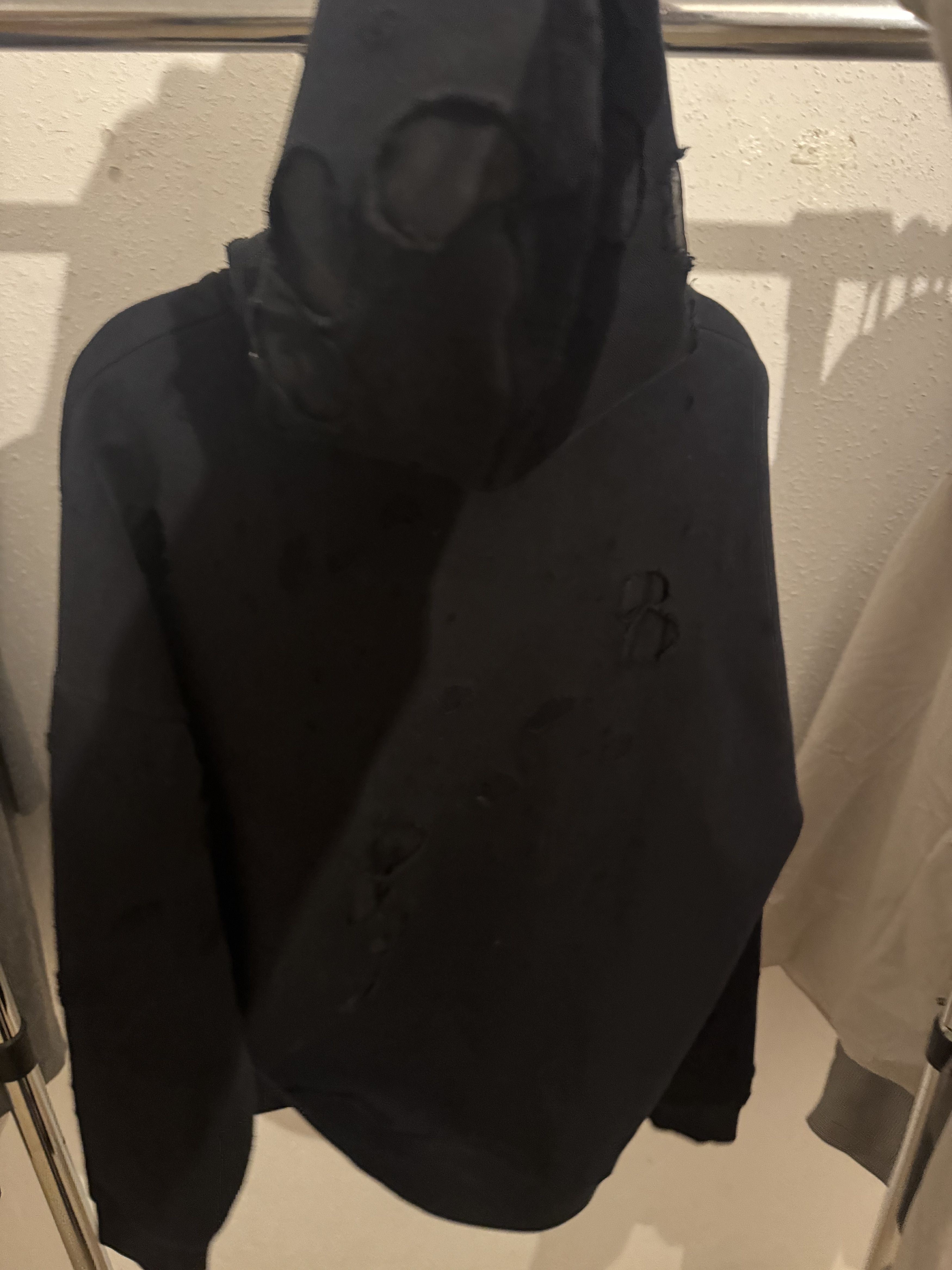 Givenchy Givenchy holes hoodie Size US XXL / EU 58 / 5 - 8 Thumbnail